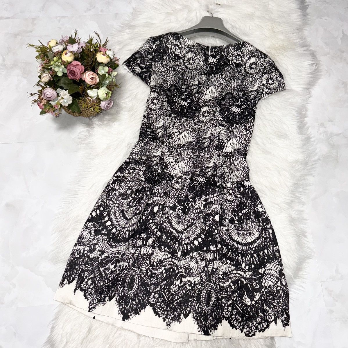 Prada Genuine Prada Flower Lace Print Short Sleeve Dress 36 PRADA Size XS / US 0-2 / IT 36-38 - 5 Thumbnail