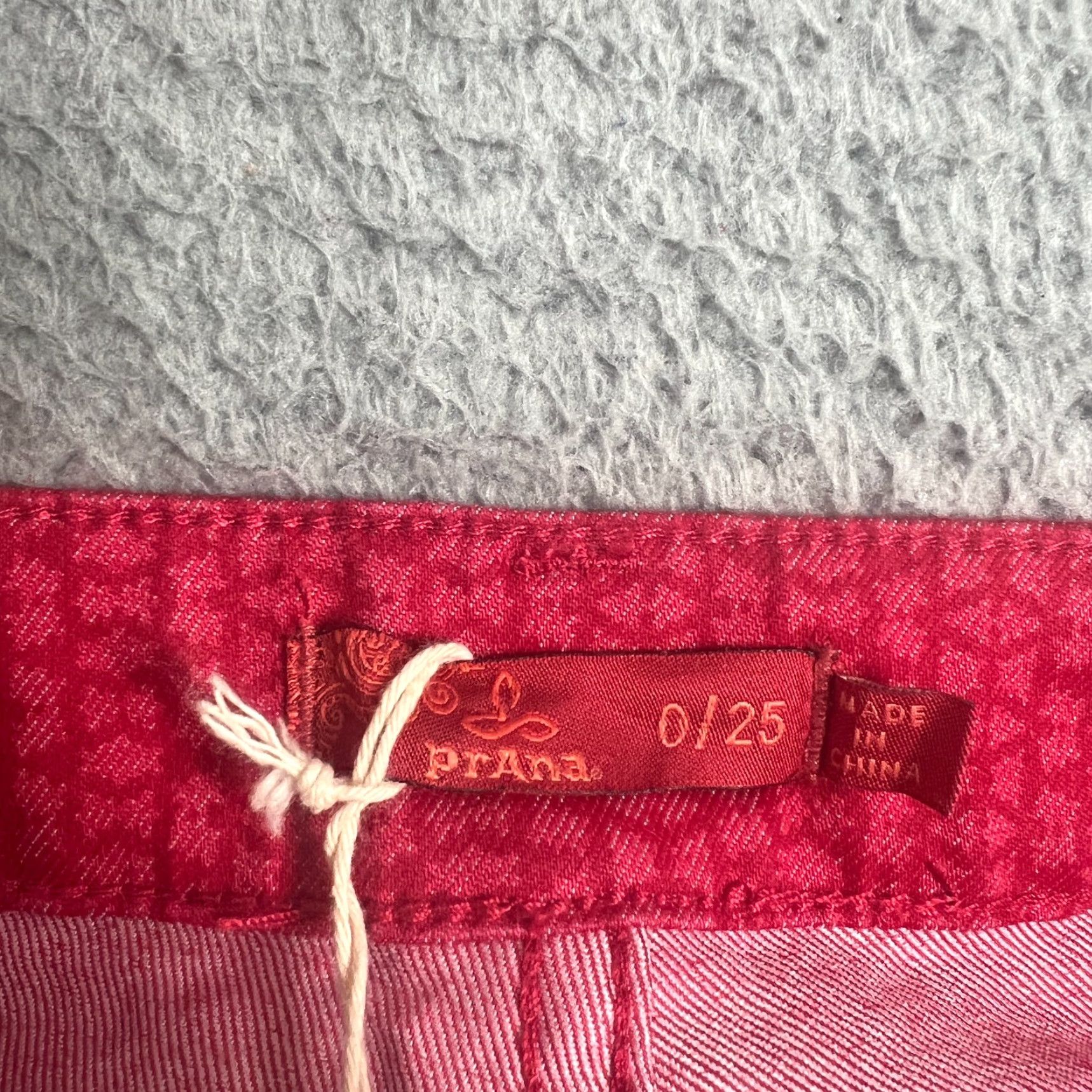 Prana prAna Womens Skinny Jeans Size 0 Red Geometric Organic Cotton Fitted 5-Pocket Size 25" / US 0 / IT 36 - 7 Thumbnail
