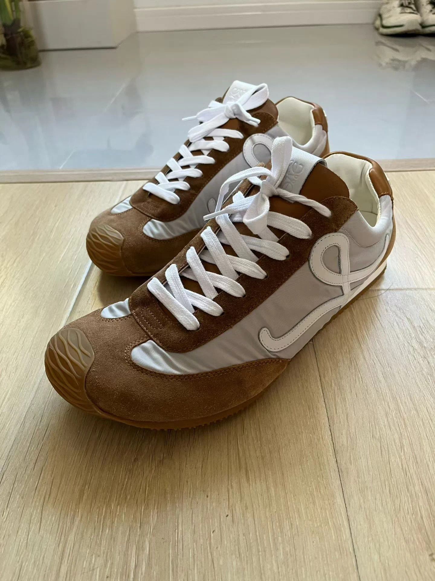 Loewe LOEWE Ballet Runner 2.0 brown 45 original box Size US 12 / EU 45 - 1 Thumbnail