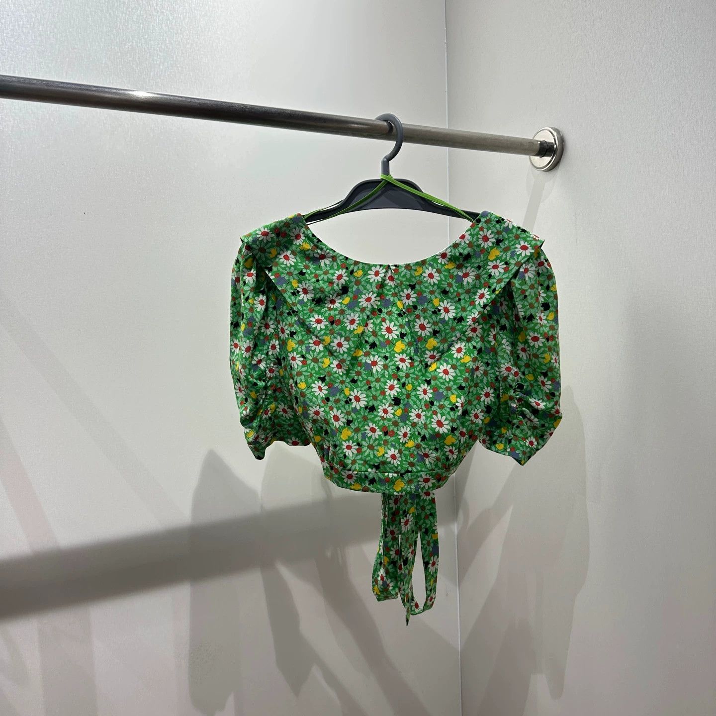 Miu Miu MIU MIU floral daisy print tie-sleeve silk short sleeve 36 Size XS / US 0-2 / IT 36-38 - 1 Thumbnail