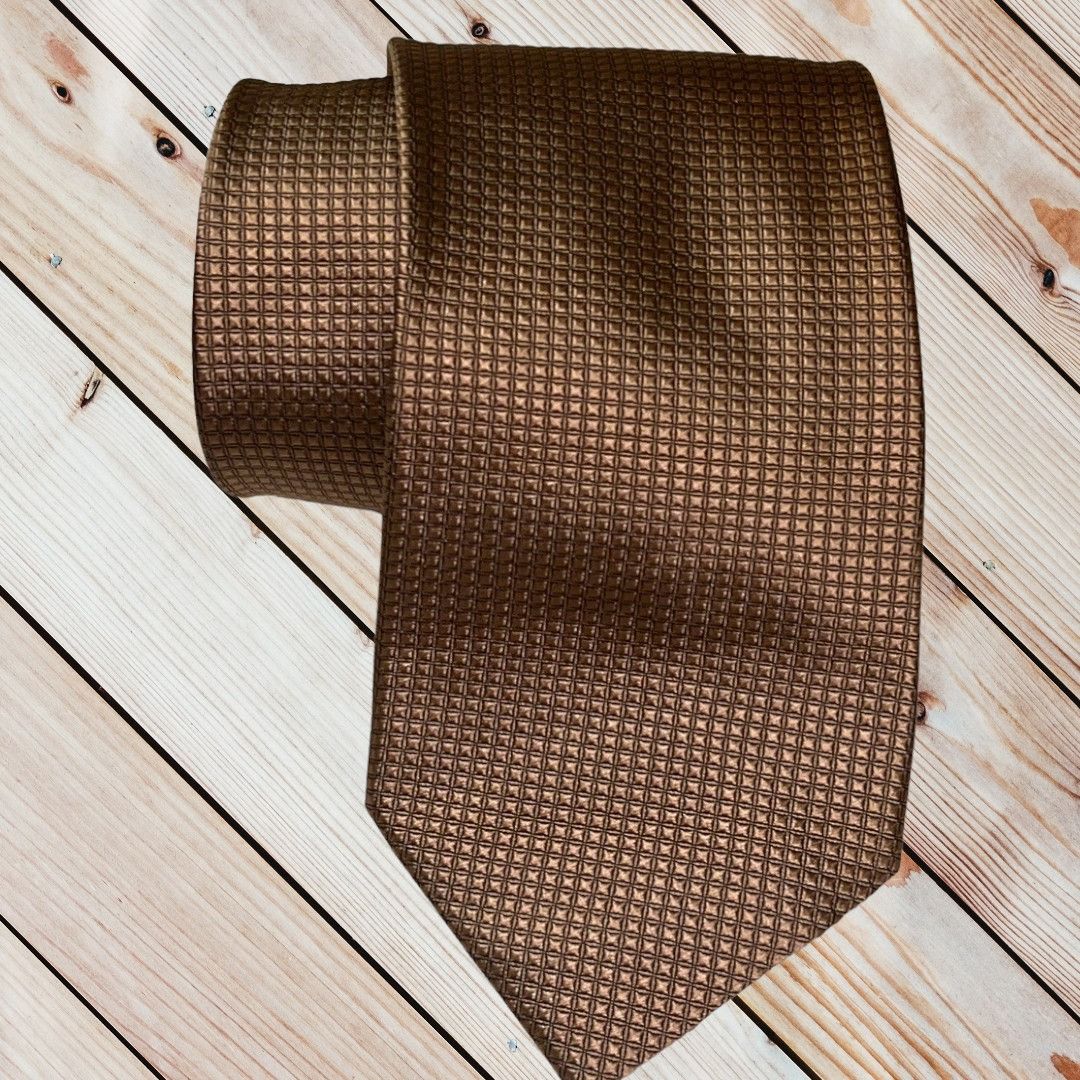 zadi andrews ties