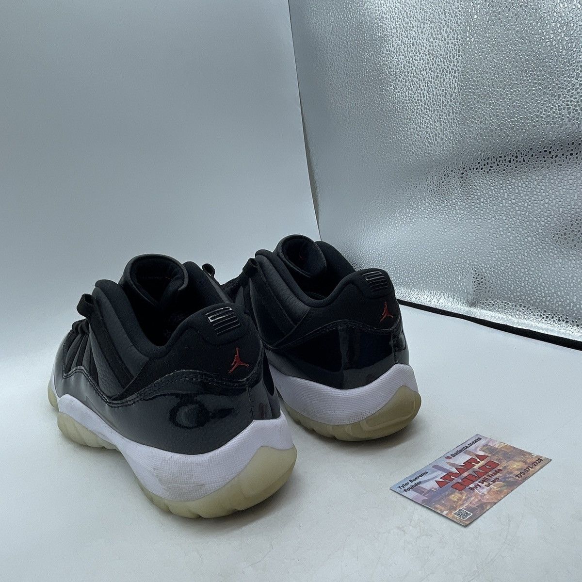 Jordan Brand Air Jordan 11 low 72-10 Size US 10 / EU 43 - 4 Thumbnail