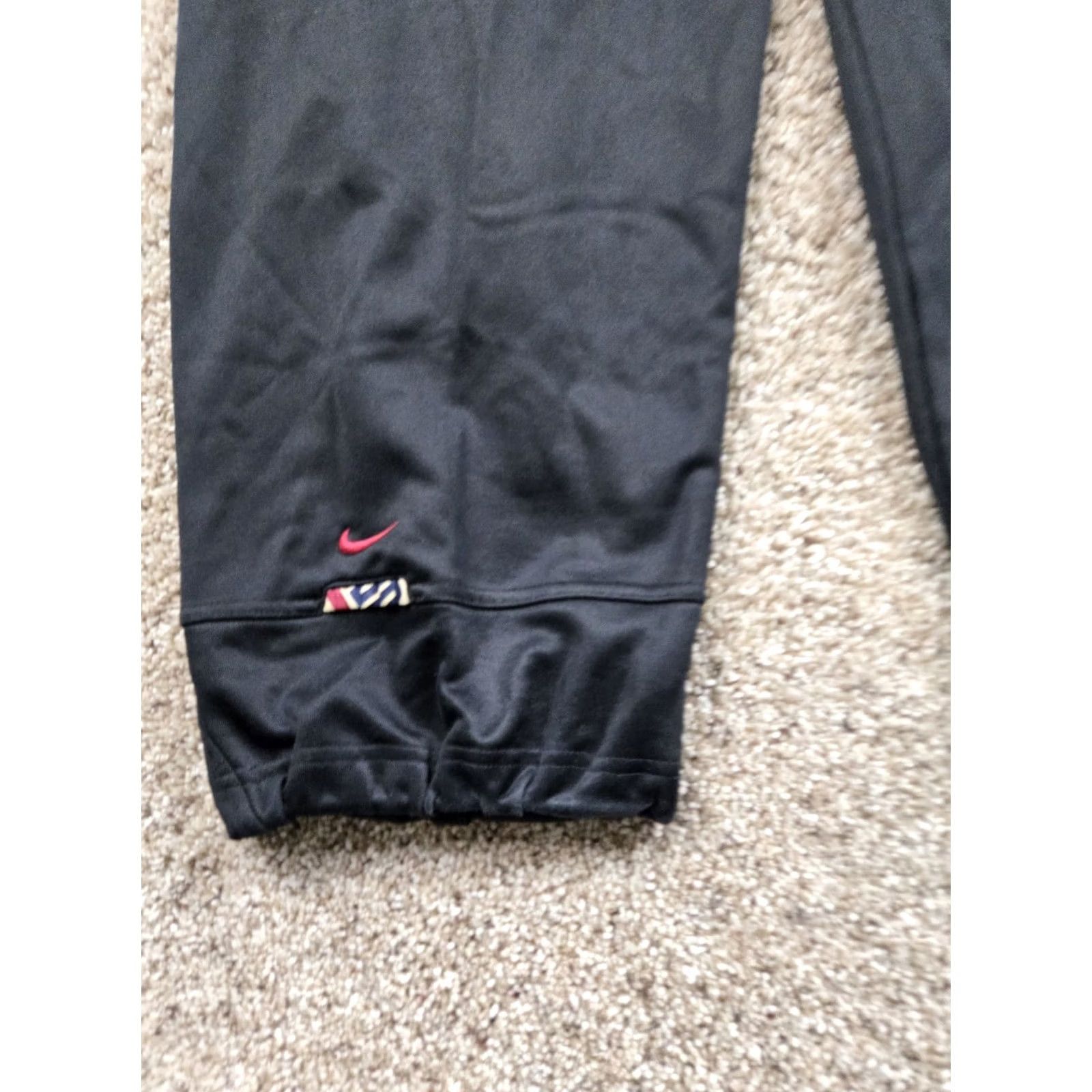 Nike Nike Lebron Track Pants Mens Large Black Straight Leg Pockets Sports 30in Inseam Converse? Size US 33 - 7 Thumbnail