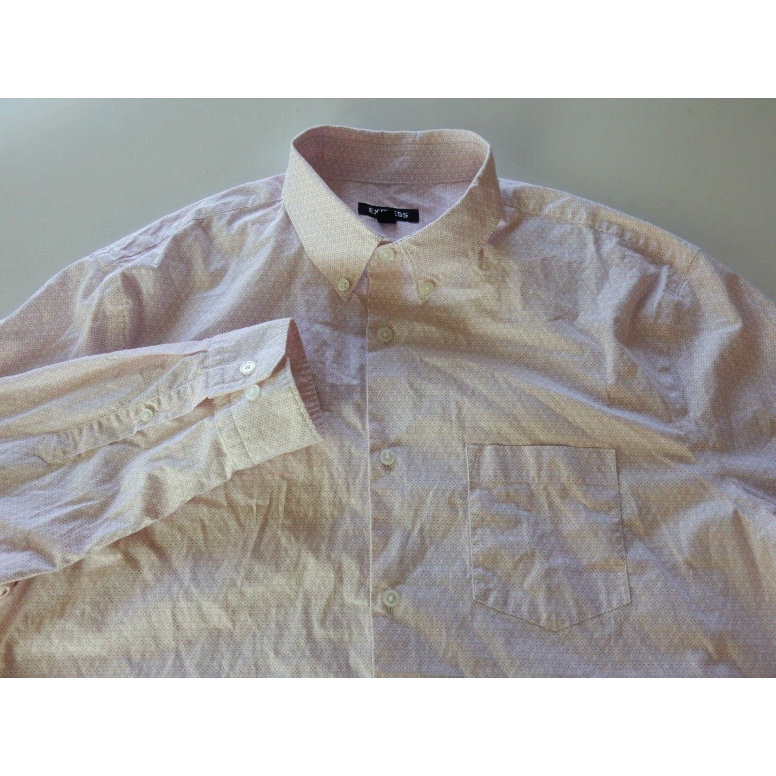 Express VINTAGE Express Men's Long Sleeve Cotton Button-Front Shirt Size L Pink Geometric 2000s Size US L / EU 52-54 / 3 - 2 Thumbnail