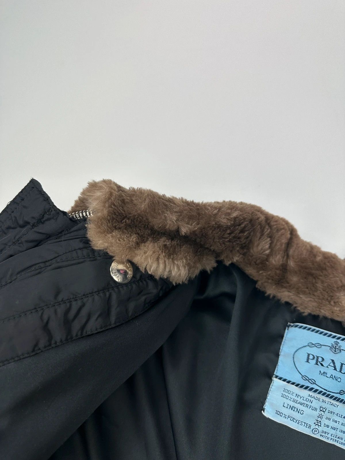 Prada Prada Milano FW1994 Black Cropped Bomber Puffer Jacket Size M / US 6-8 / IT 42-44 - 10 Thumbnail