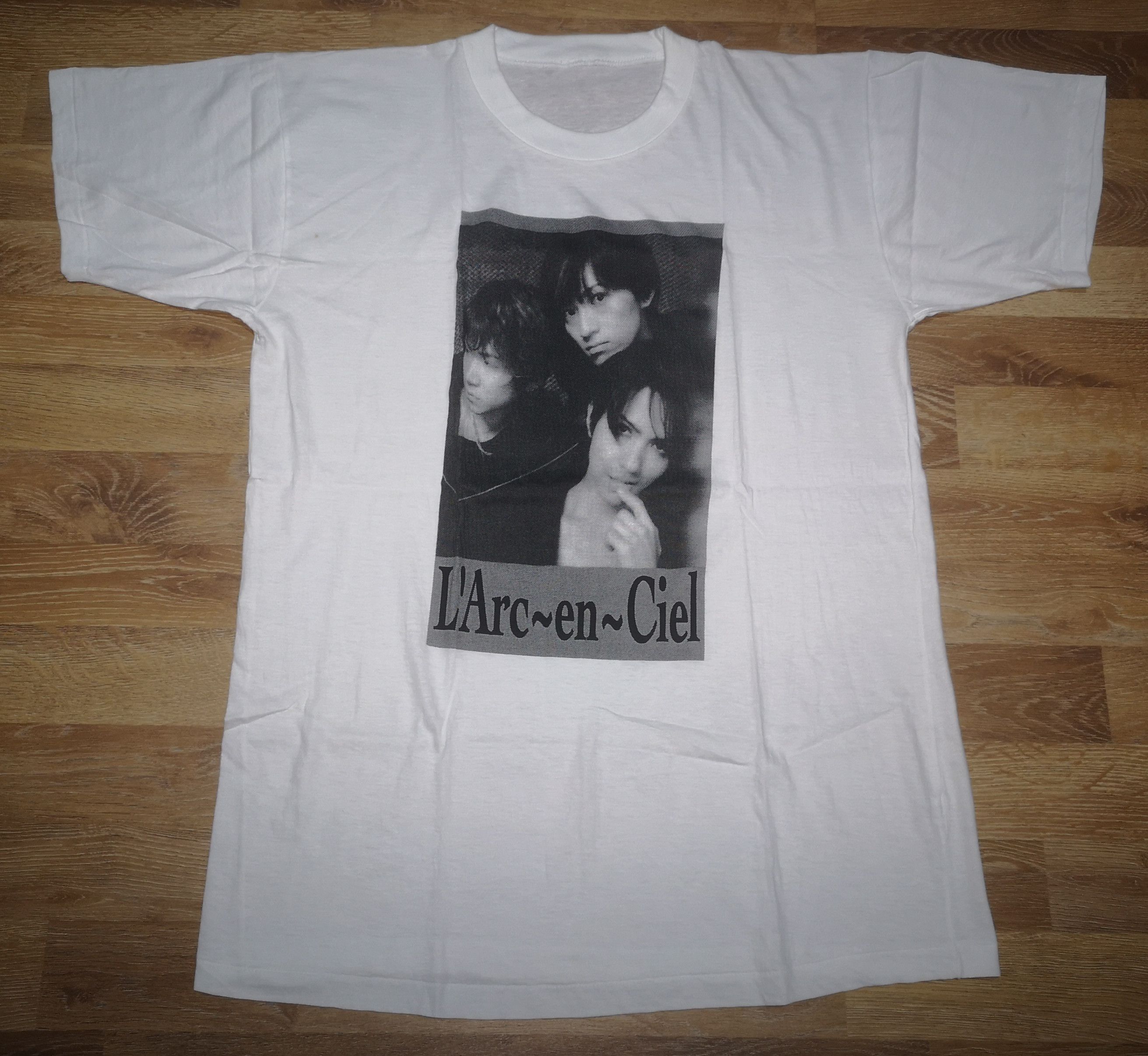 Band Tees × Vintage Vintage Japan J Rock Band Tetsuya Hyde L'Arc-en-Ciel Laruku Size US M / EU 48-50 / 2 - 1 Thumbnail