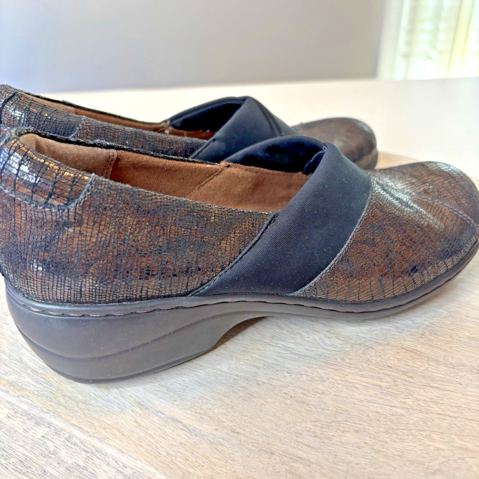 & Other Stories COBB HILL 8 Brown Leather w Black Closed Heel Clogs Shoes Size US 8 / IT 38 - 5 Thumbnail