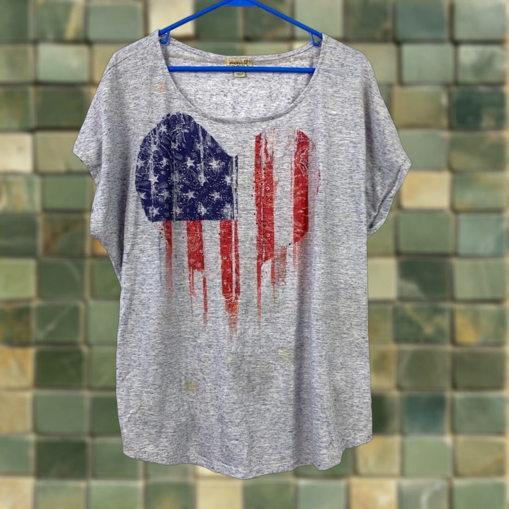 Vintage VINTAGE One World Live & Let Live USA Flag Patriotic Short Sleeve Shirt Top 3X STAINS Shirt Womens Gray 100% Polyester Size XXL / US 16-18 / IT 52-54 - 1 Thumbnail