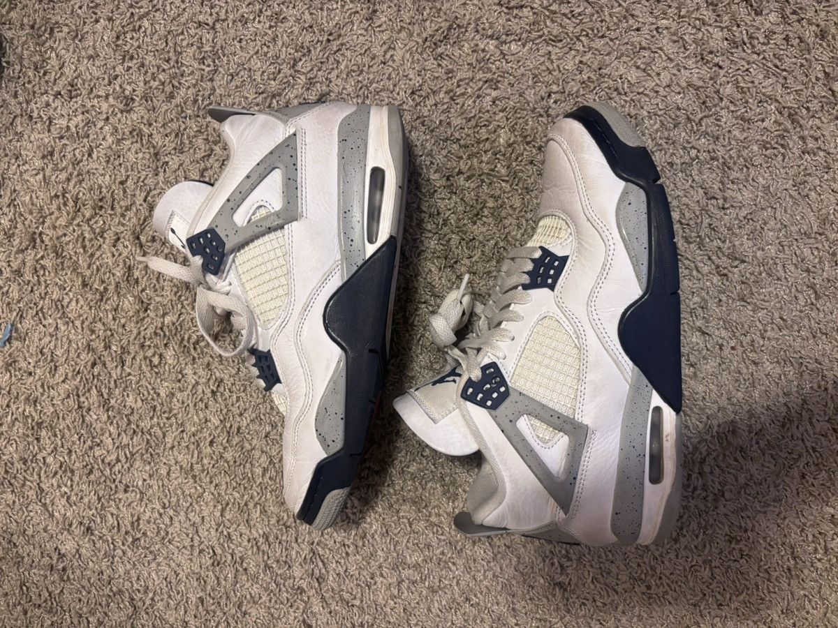 Nike Jordan 4 Retro Midnight Navy Size US 8 / EU 41 - 3 Thumbnail