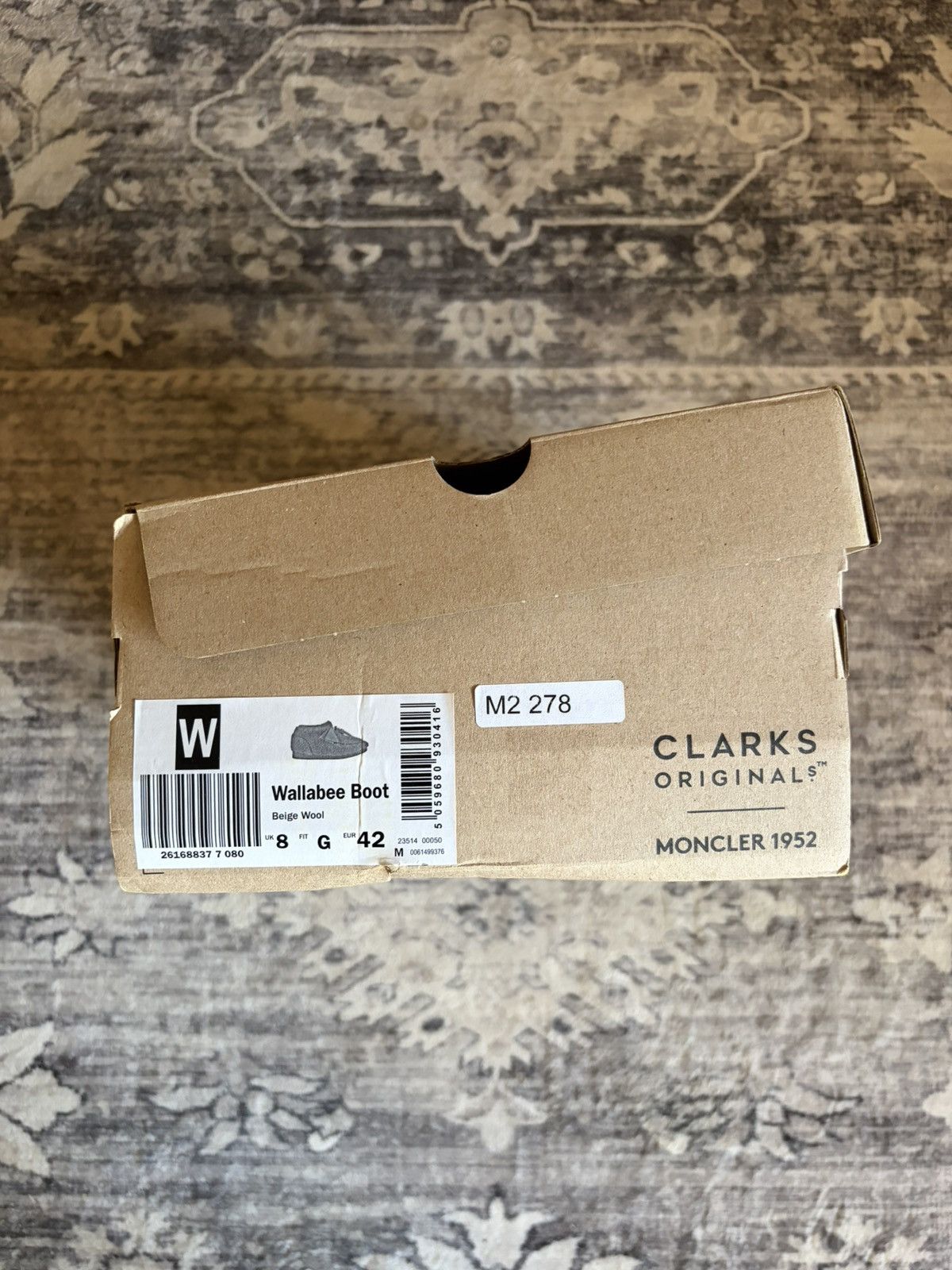 Moncler Clarks x Moncler 1952 Shearling Wallabee Size US 9 / EU 42 - 9 Thumbnail