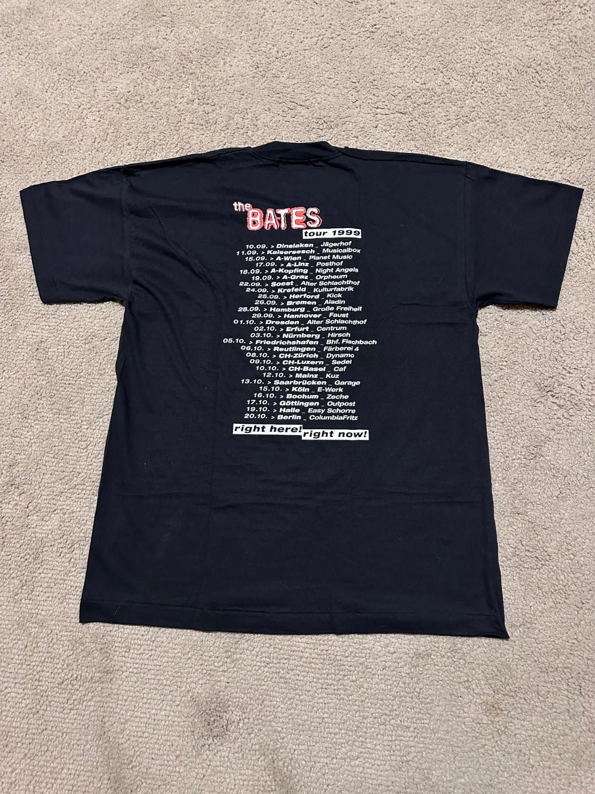 Fruit Of The Loom Vintage The Bates 1999 Tour T Shirt Sz XL Size US XL / EU 56 / 4 - 6 Thumbnail