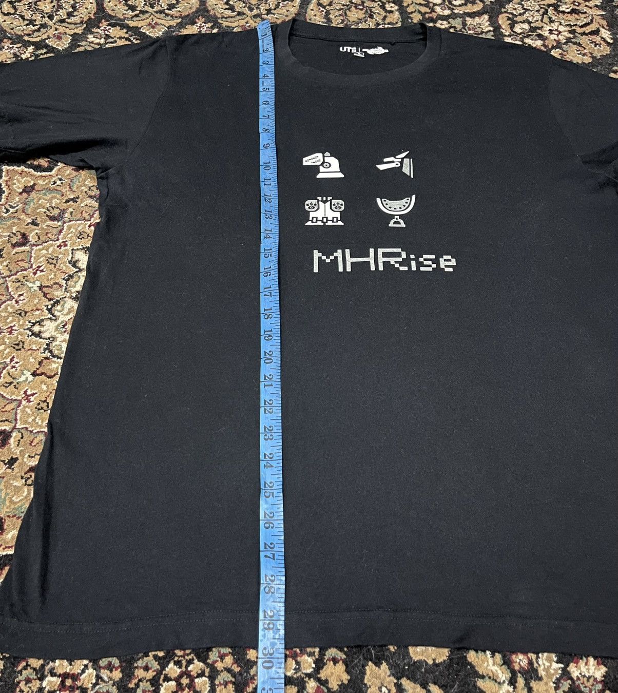 Anime Uniqlo x Monster Hunter Rise Anime Games shirt Size US XL / EU 56 / 4 - 5 Thumbnail