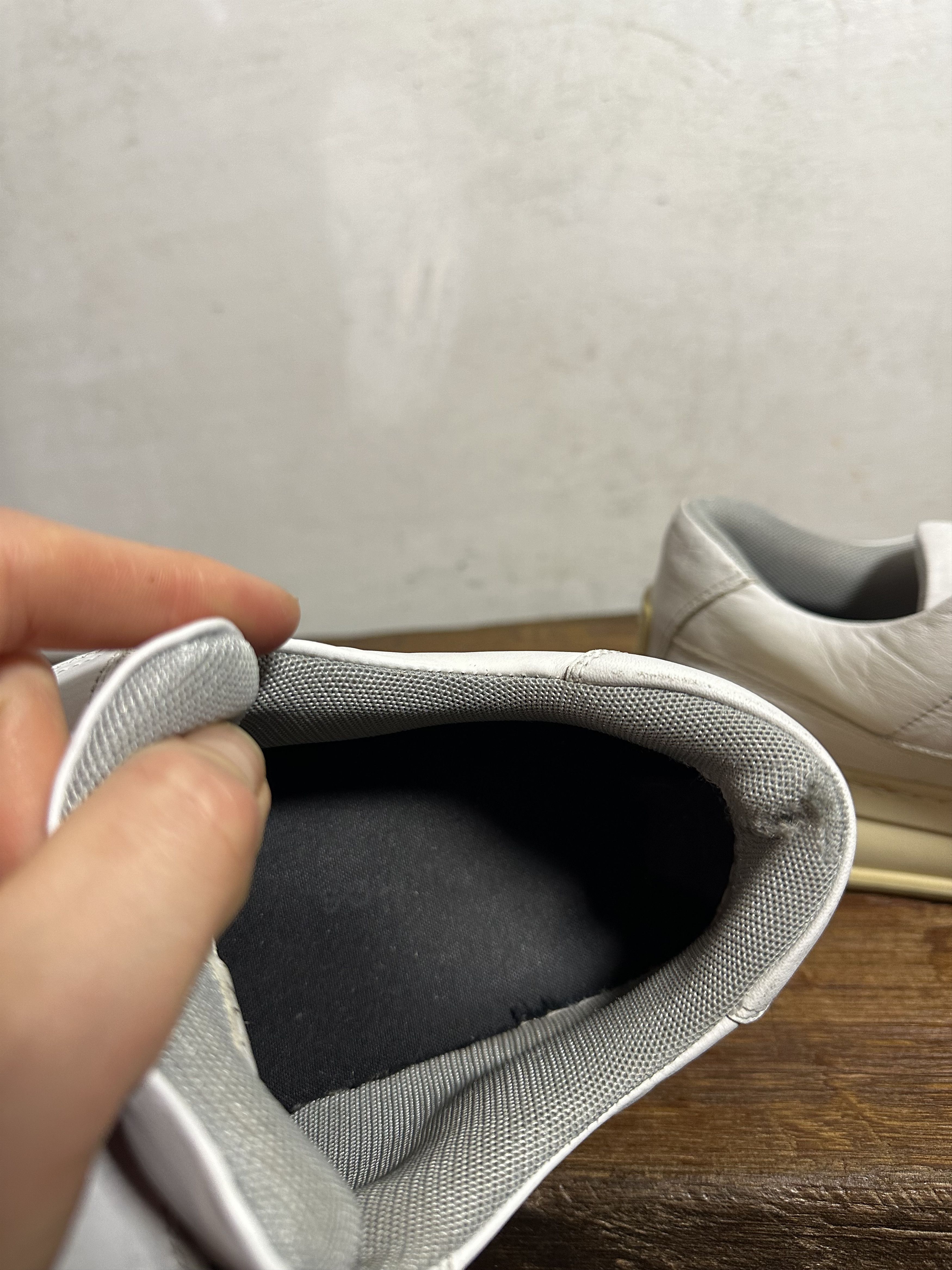 Acne Studios Acne Studios White Steffey Low-Top Sneakers Size US 11 / EU 44 - 12 Thumbnail