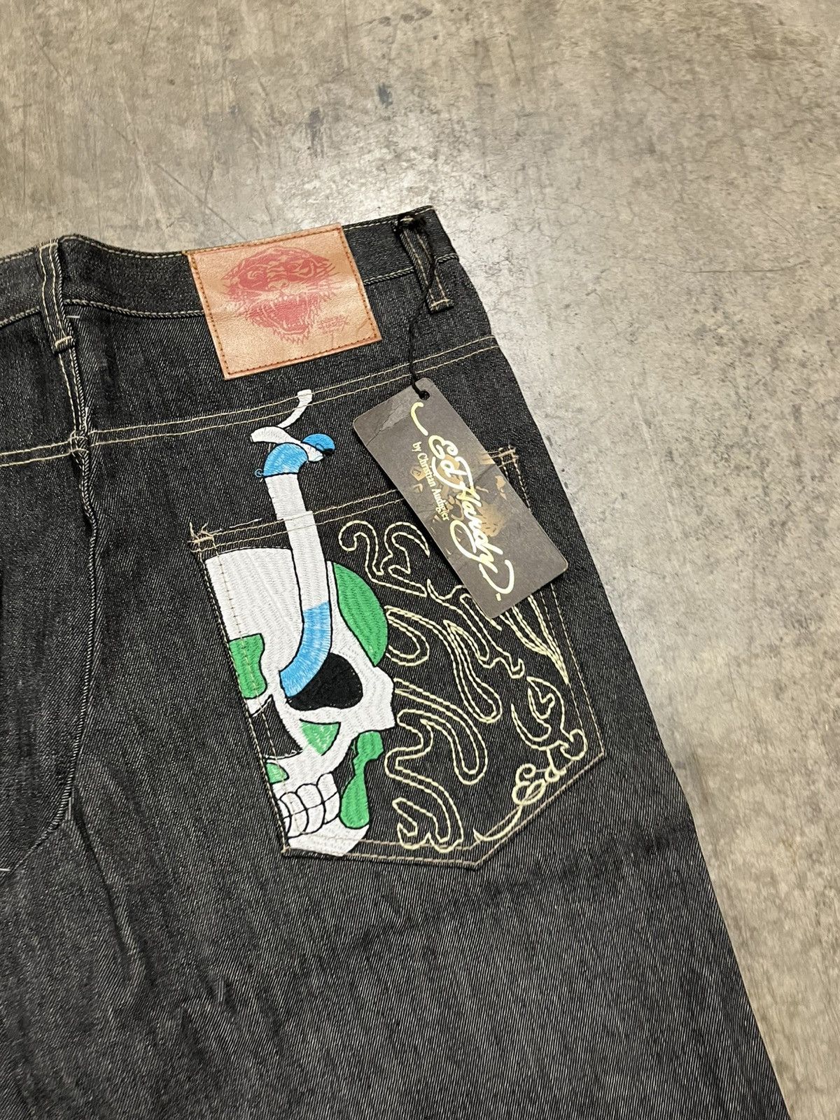 Ed Hardy × Vintage Ed hardy y2k baggy fit embroidered jorts skull rare skater Size US 36 / EU 52 - 7 Thumbnail