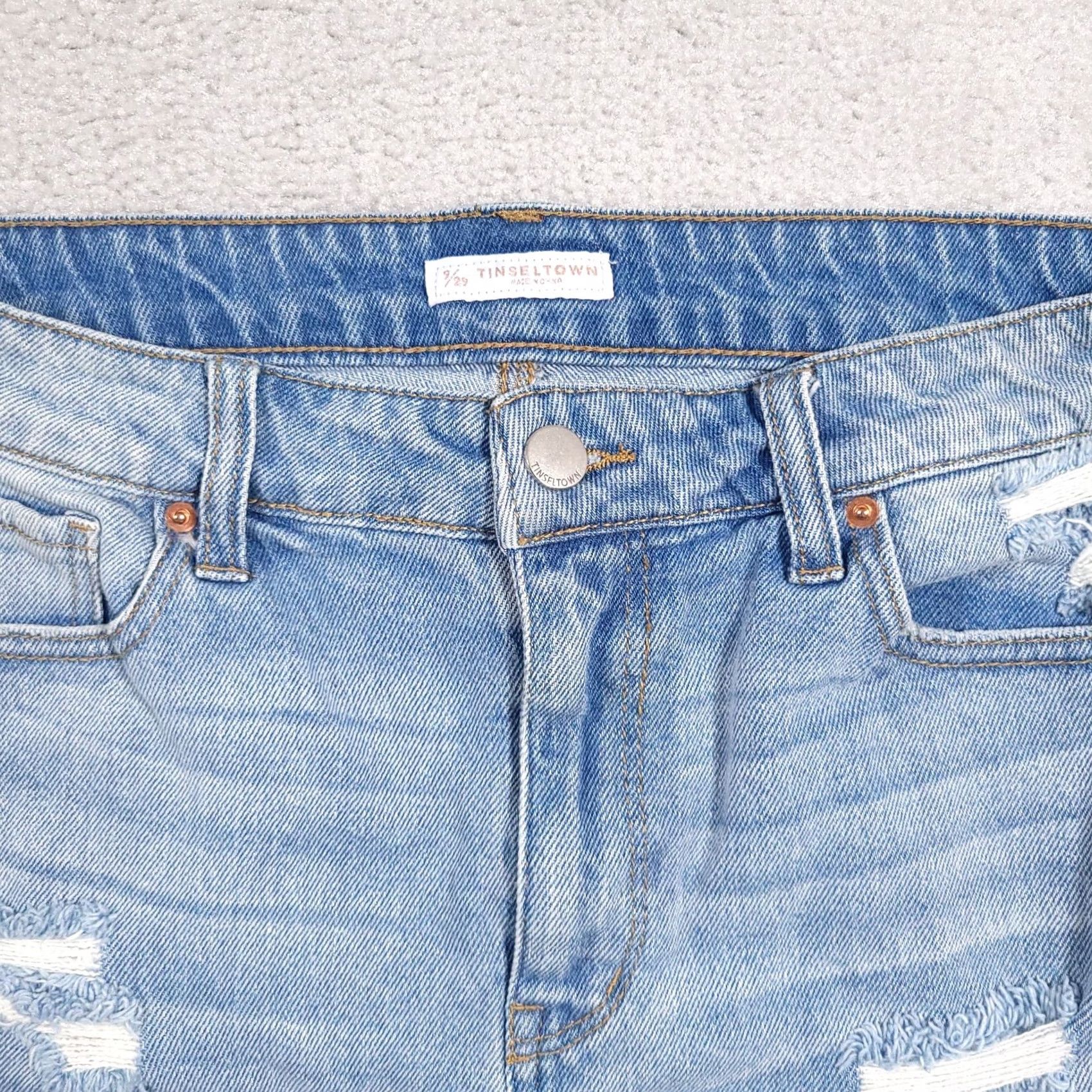Vintage Tinseltown Denim Skirt Mini Pencil Blue Distressed Stretch Women 9/29 Short All Seasons Size 30" / US 8 / IT 44 - 3 Thumbnail