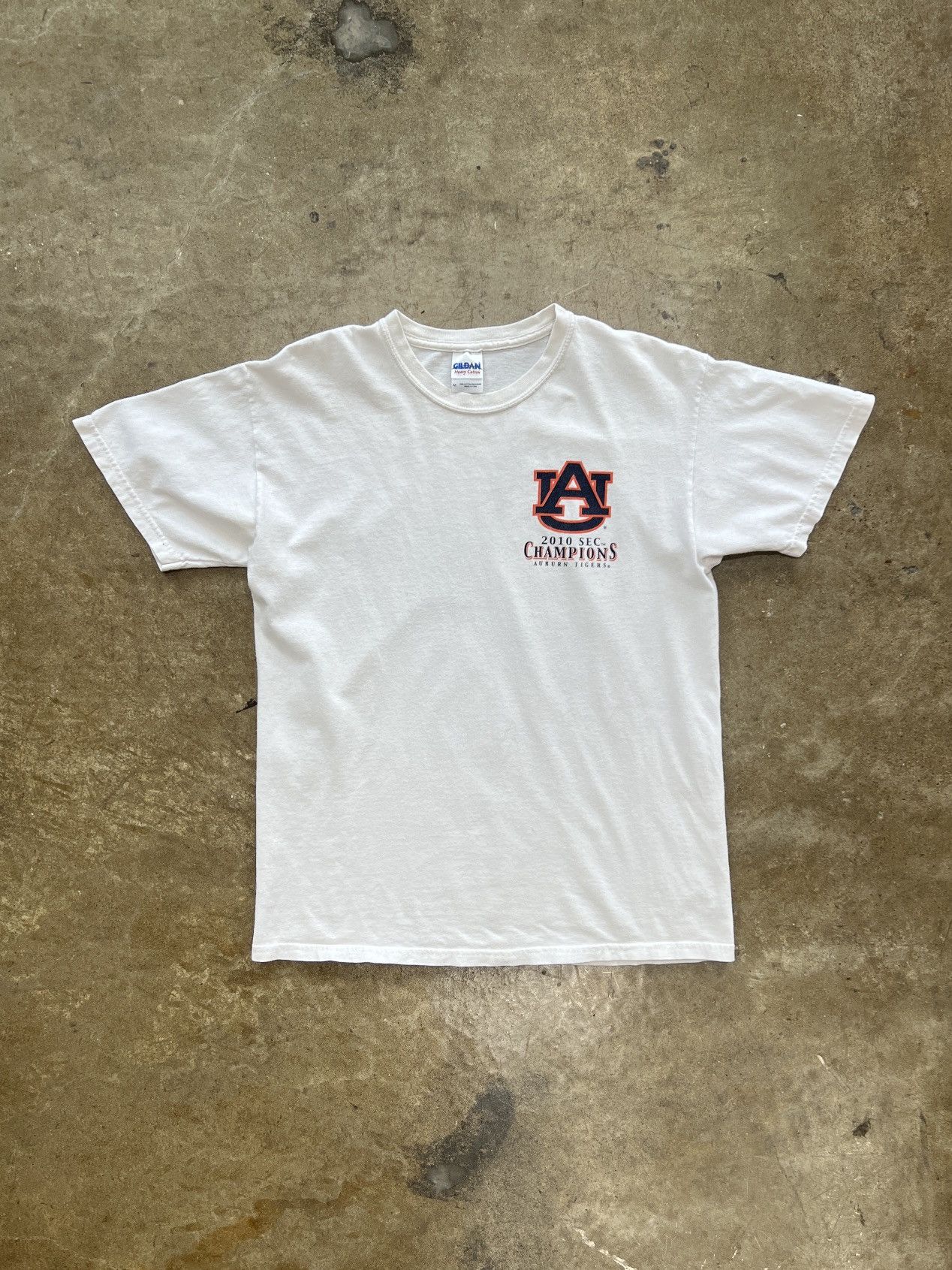 NCAA Vintage Auburn SEC Champions Football Helemt Tee Medium Size US M / EU 48-50 / 2 - 5 Thumbnail