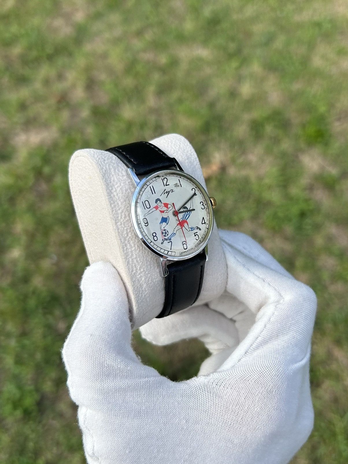 Vintage Vintage Watch Luch USSR Soviet Mechanical 1980s Size ONE SIZE - 7 Thumbnail