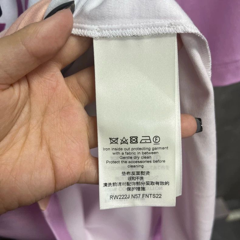 Louis Vuitton LOUIS VUITTON Pink logo print gradient round neck short sle Size US XXL / EU 58 / 5 - 4 Thumbnail