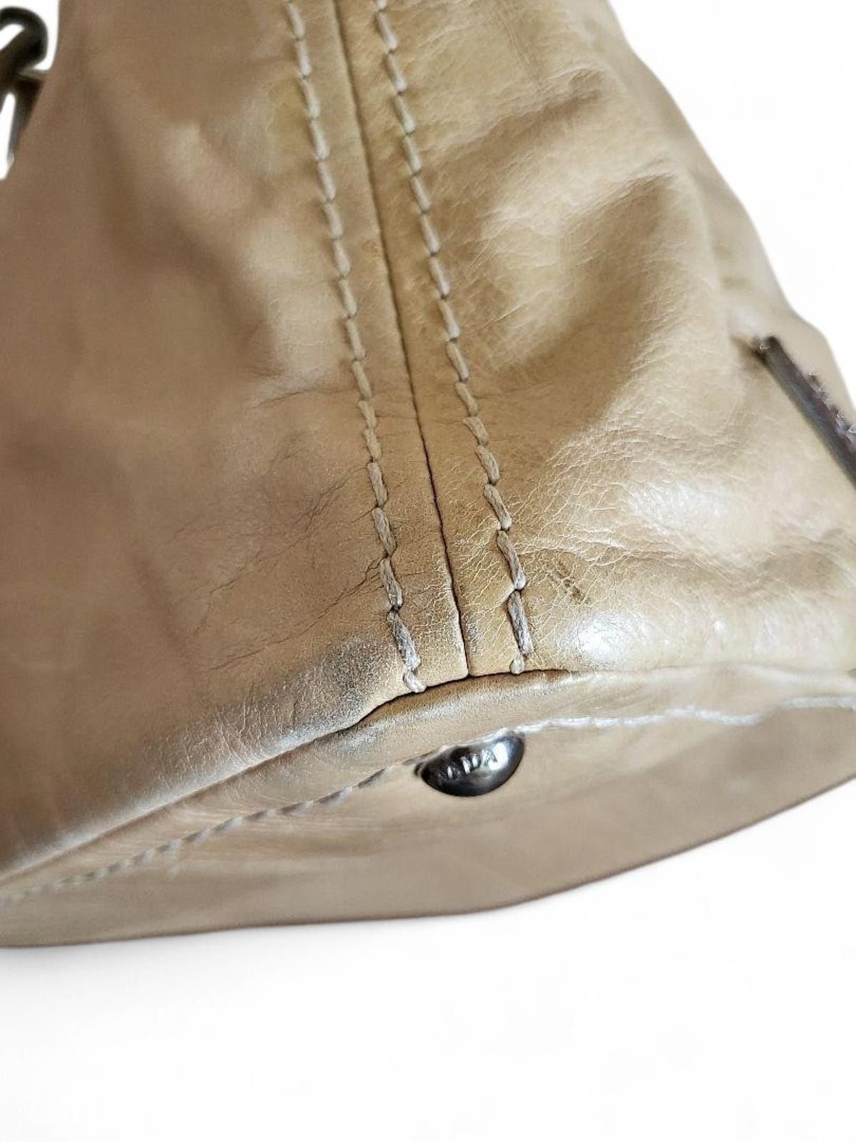 Prada Prada - Beige Leather Handbag Size ONE SIZE - 6 Thumbnail