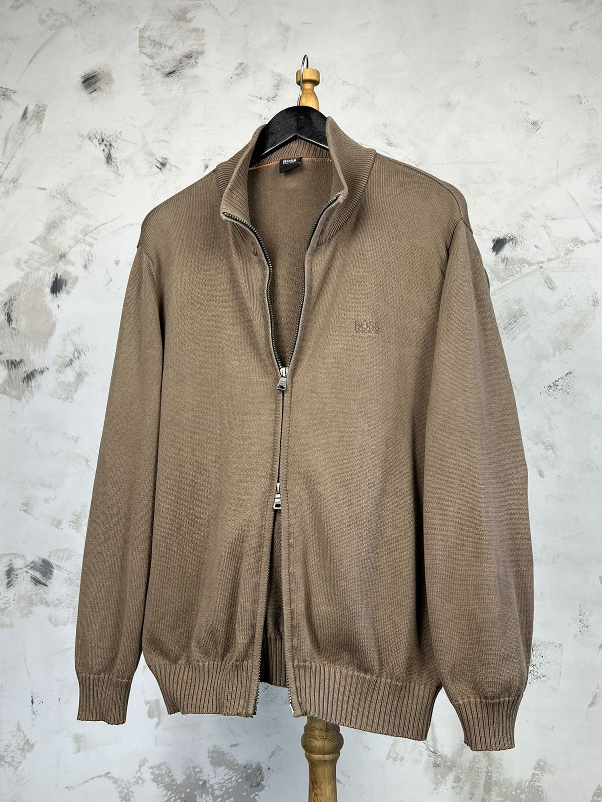 Hugo Boss Vintage Hugo Boss Zip-Up Knit Sweater Size M - L Size US M / EU 48-50 / 2 - 1 Thumbnail