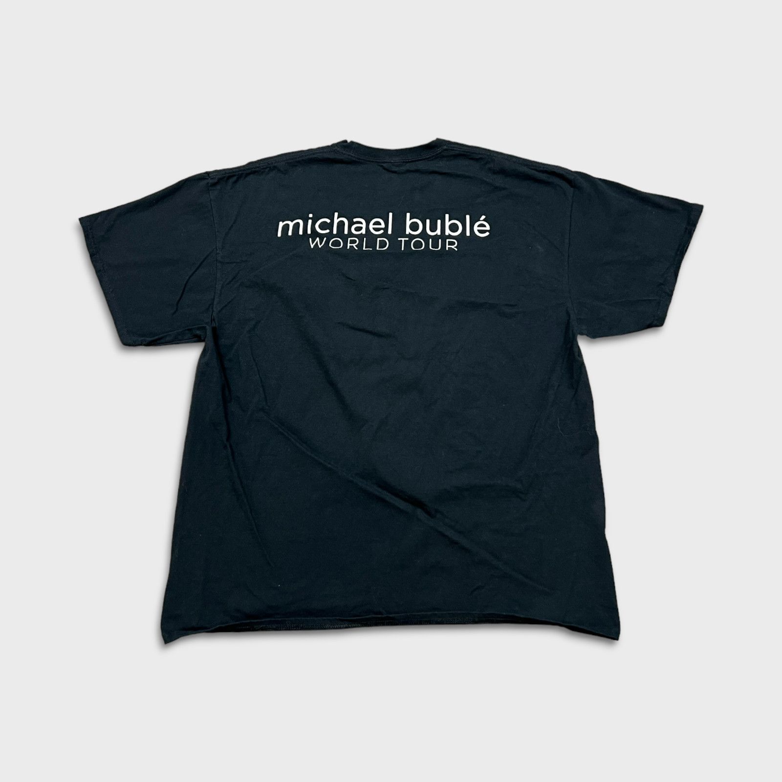 Band Tees × Vintage 2019 Michael Buble T Shirt Crew World Tour Short Sleeve Tee Size US XXL / EU 58 / 5 - 4 Thumbnail