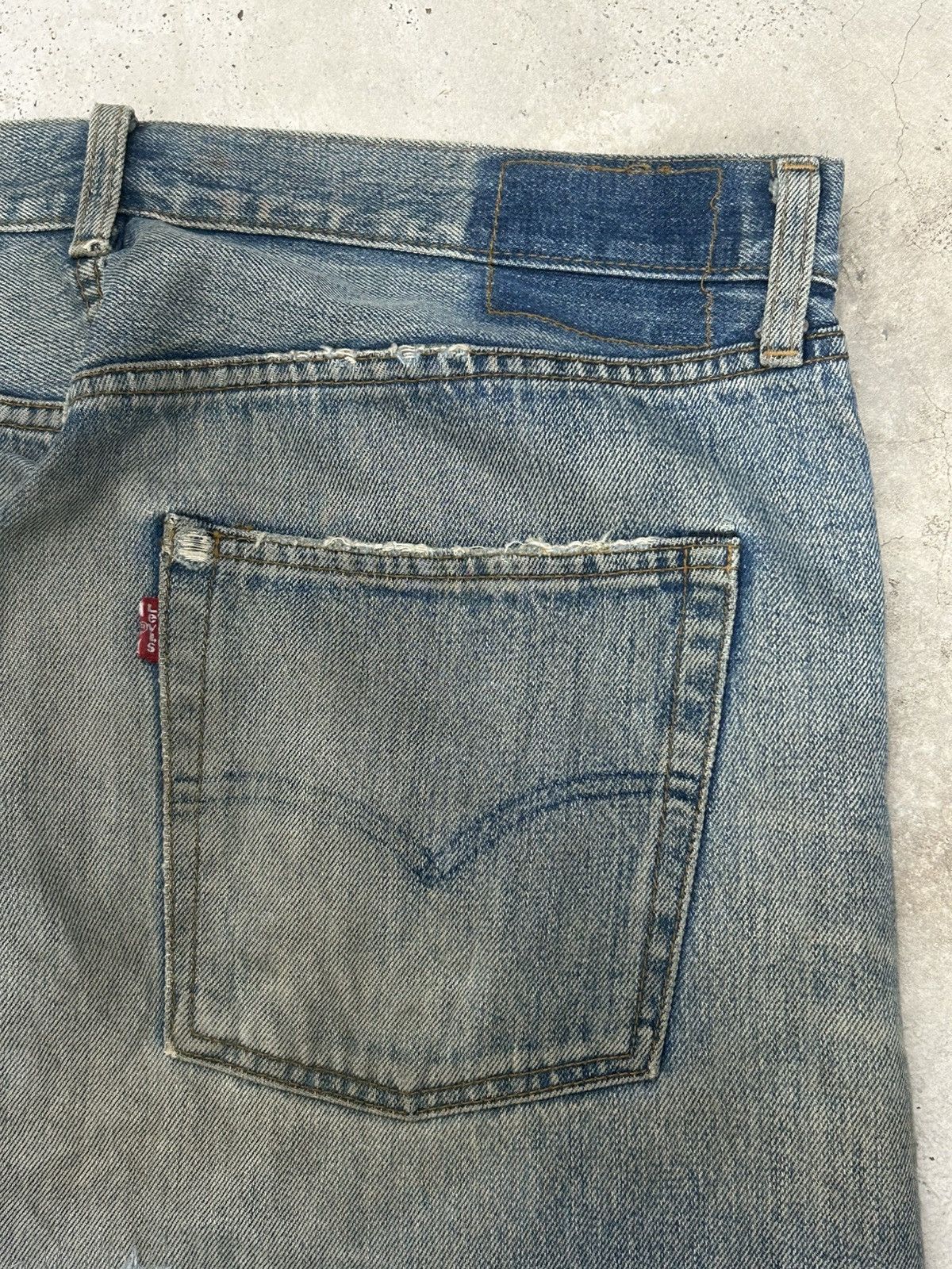 Levi's Vintage Levis 501 Baggy Jeans Selvedge Dirty Washed Size US 34 / EU 50 - 12 Thumbnail