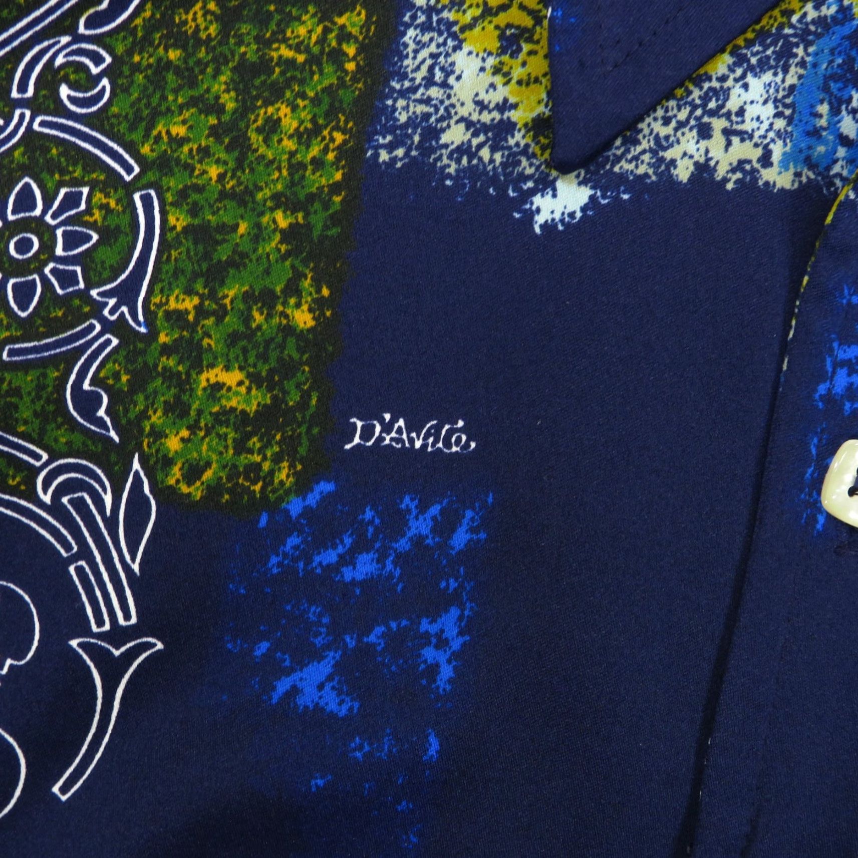 Vintage VTG D'Avila Shirt Medium Mens Butterfly Dagger Collar 70s Hawaiian Button-Up Blue Size US M / EU 48-50 / 2 - 6 Thumbnail