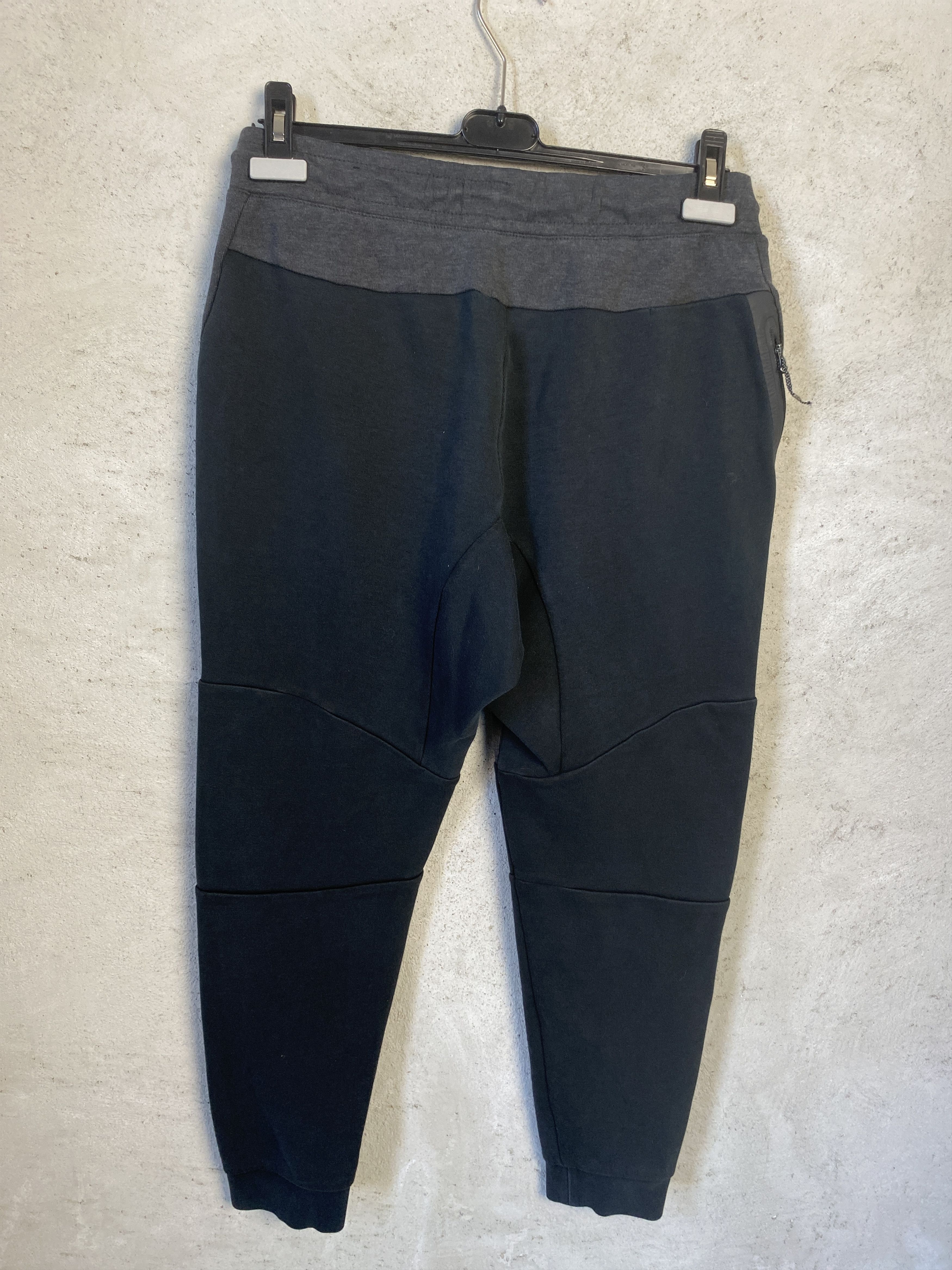 Nike Nike tech fleece sweatpants joggers drill drip trap Size US 30 / EU 46 - 4 Thumbnail