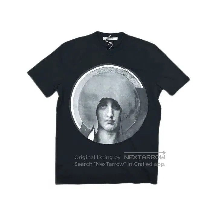 Givenchy Givenchy Printed Round Neck Short Sleeve T-Shirt. Size US XS / EU 42 / 0 - 2 Thumbnail