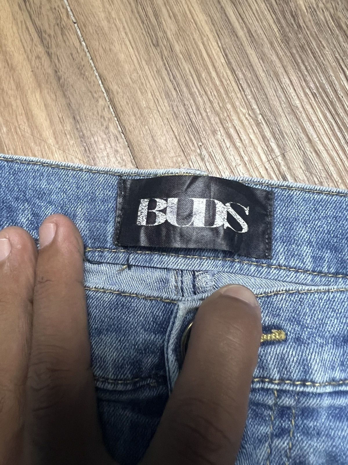 If Six Was Nine BUDS Men's Distressed Slim-Fit Jeans (41) Size US 33 - 11 Thumbnail