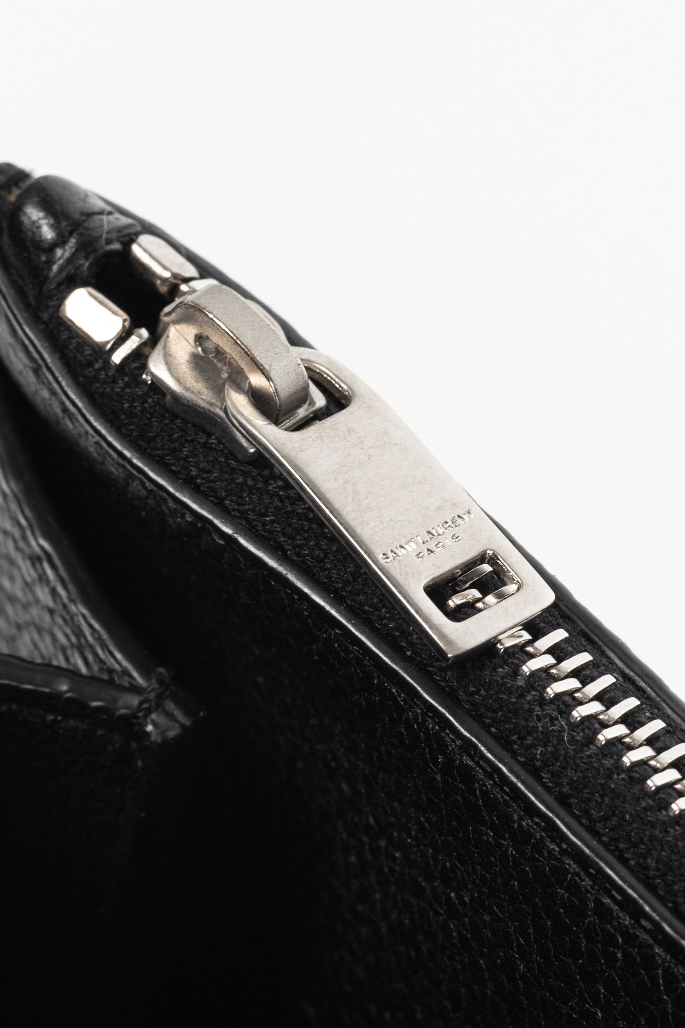Saint Laurent Paris Saint Laurent Black Pebbled-Leather Flat Snap-Closure Clutch Size ONE SIZE - 11 Thumbnail