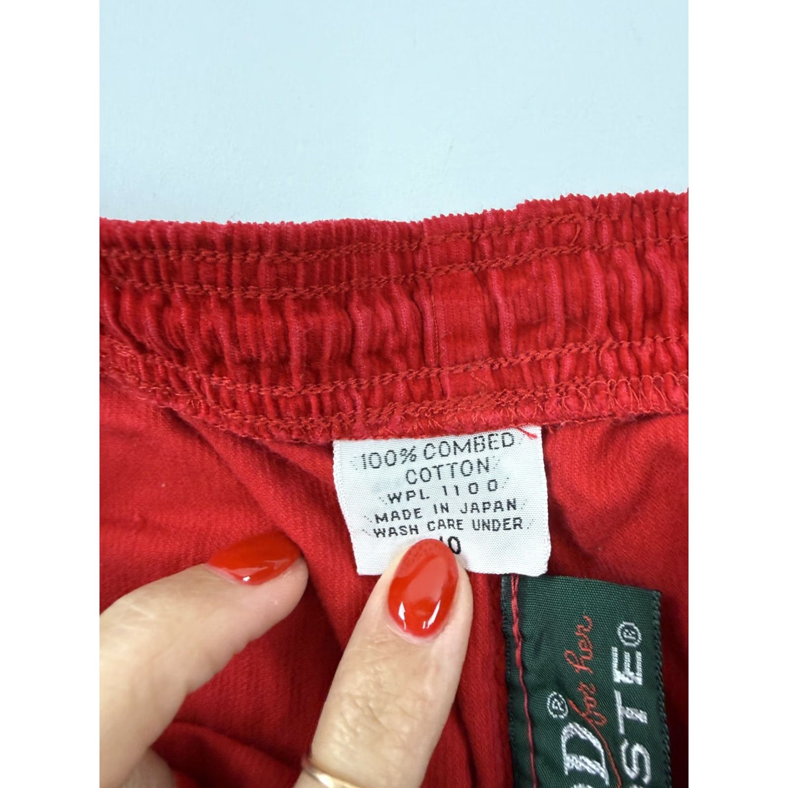 Lacoste VINTAGE Lacoste Skirt Womens M Red Corduroy Knee Length Elastic Waist Izod Size 32" / US 10 / IT 46 - 3 Thumbnail