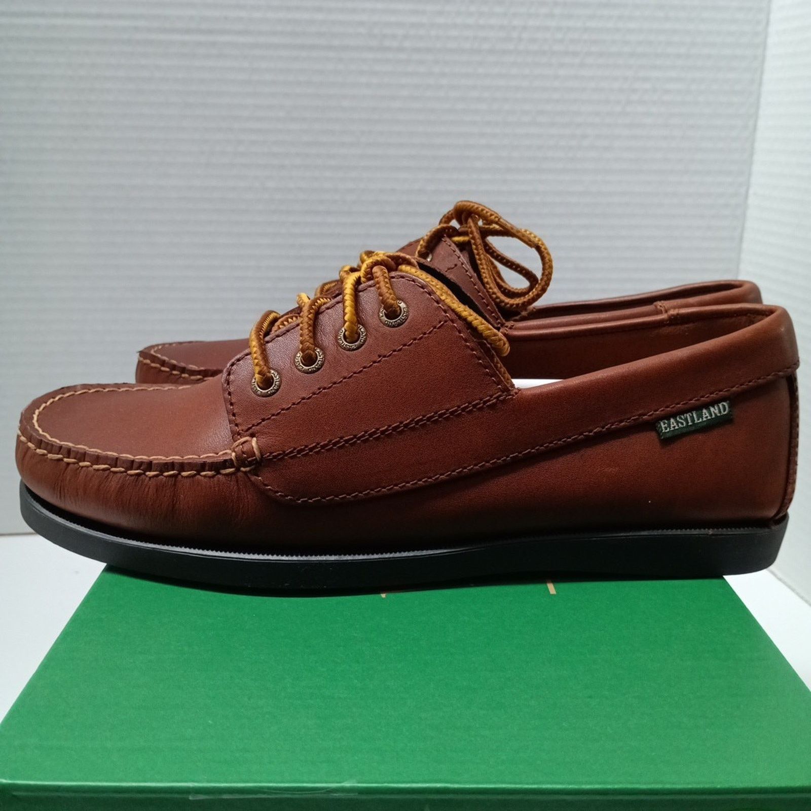 Eastland Women's Eastland Memory Foam Loafer Size 7.5 W Brown Leather Size US 7.5 / IT 37.5 - 3 Thumbnail