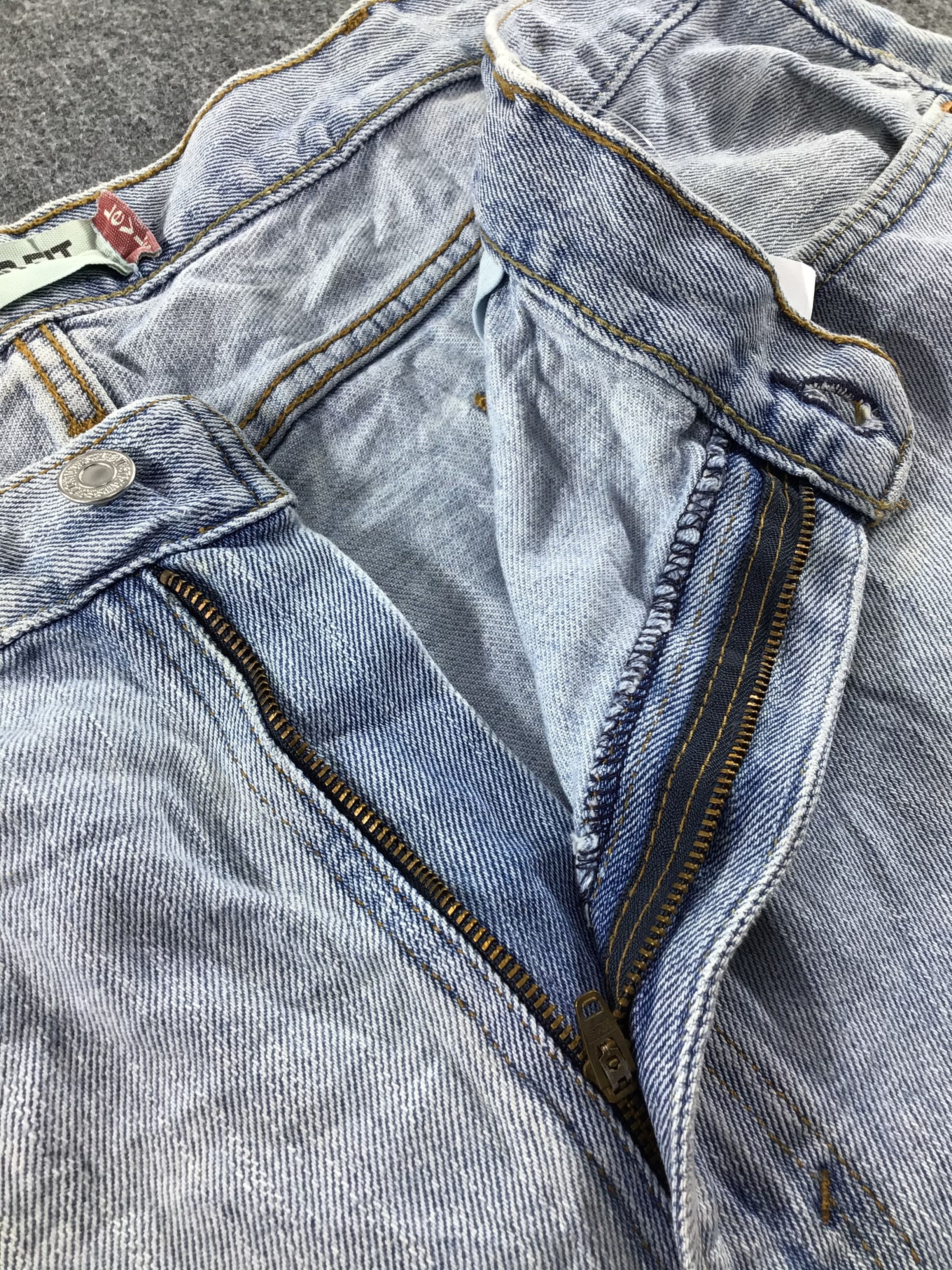 Levi's Vintage Levis 505 Jeans-J563 Size US 43 - 8 Thumbnail