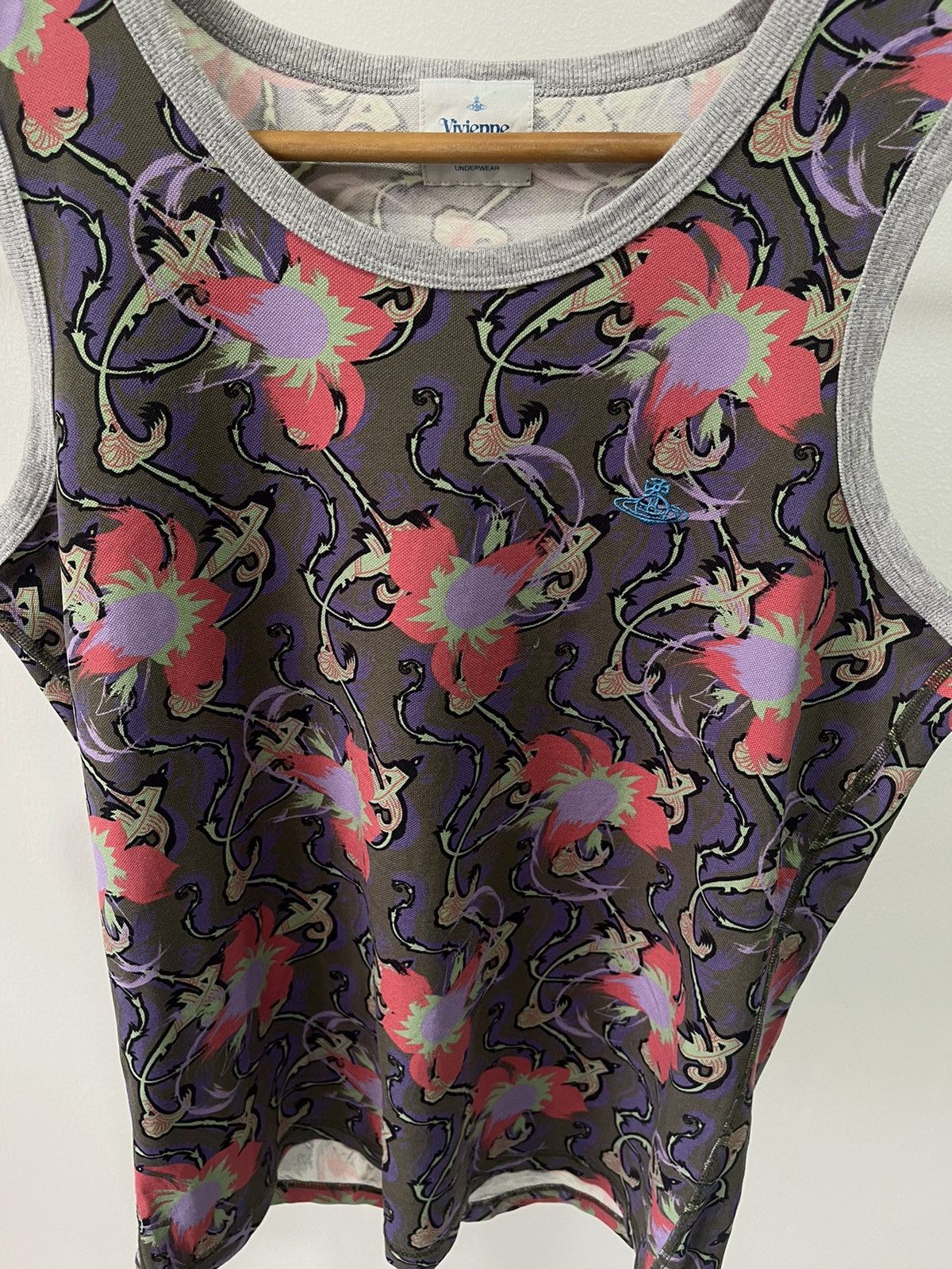 Vivienne Westwood Vivienne Westwood Fullprint Sleeveless Size US M / EU 48-50 / 2 - 5 Thumbnail