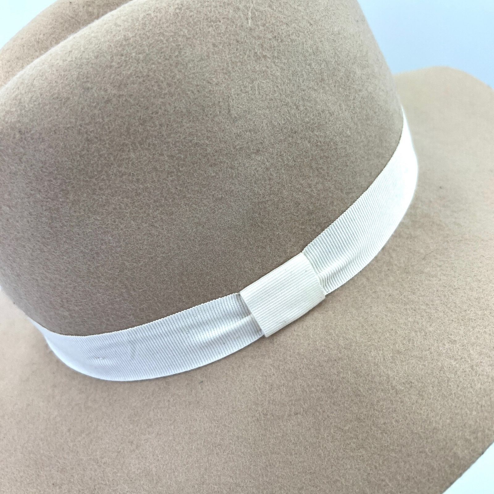 Club Monaco Club Monaco Millennie Wool Hat Ivory Biege Size ONE SIZE - 10 Thumbnail