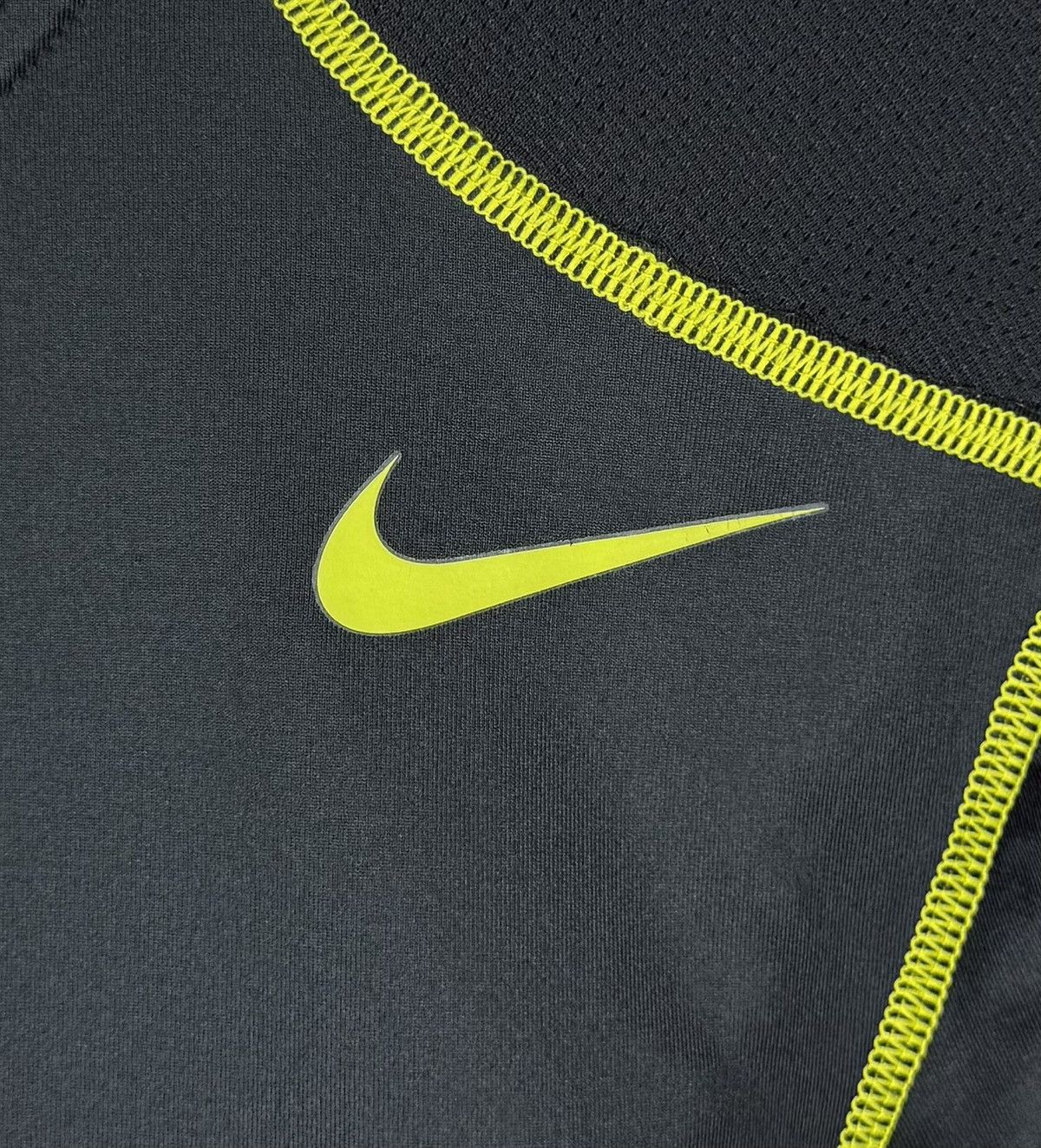 Nike Nike Pro Combat Hypercool Compression Short Sleeve Top Shirt Size US L / EU 52-54 / 3 - 5 Thumbnail