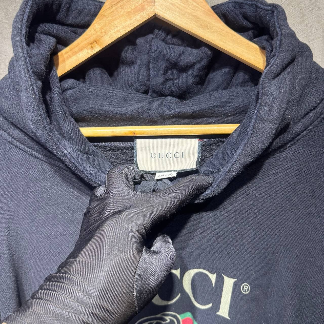 Gucci Gucci Logo pull over hoodie Size US L / EU 52-54 / 3 - 3 Thumbnail