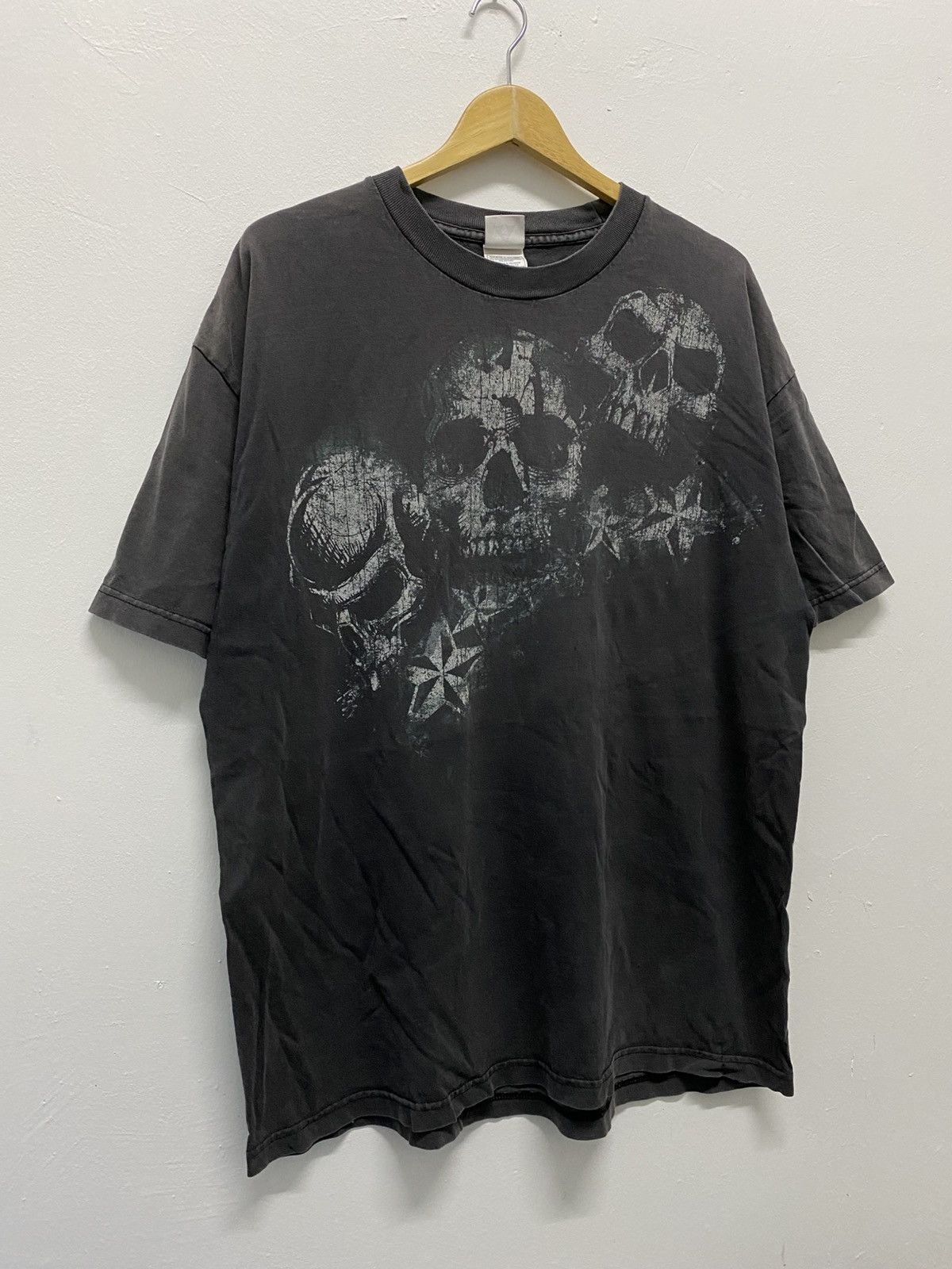 Vintage Vintage Y2K Faded Skull shirt Size US XL / EU 56 / 4 - 1 Thumbnail