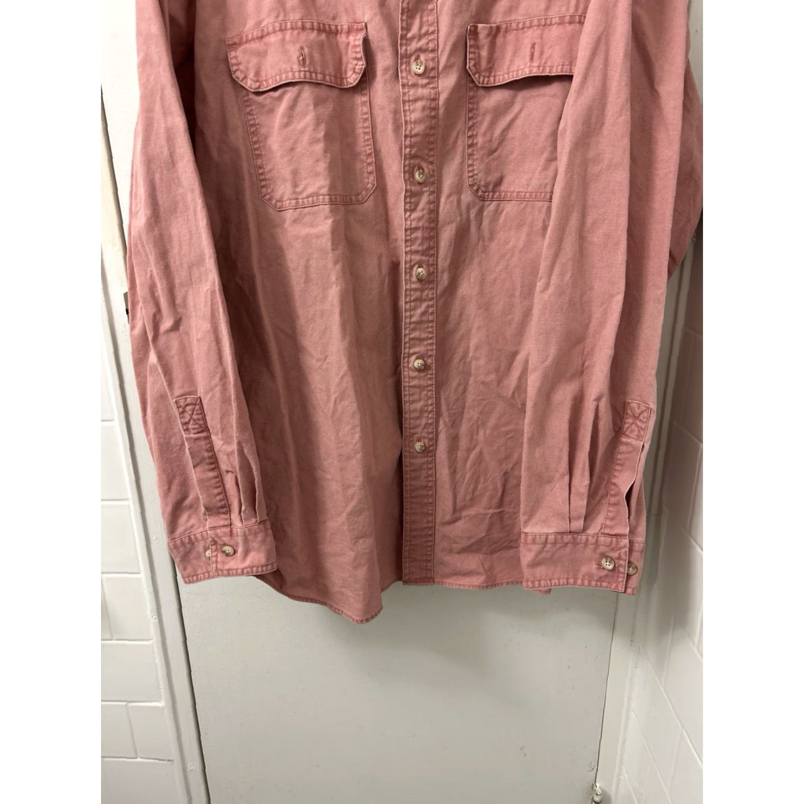 Vintage VINTAGE LL Bean Sunwashed Canvas Shirt Mens 2XL Pink Traditional Fit Button Down Size US XXL / EU 58 / 5 - 3 Thumbnail