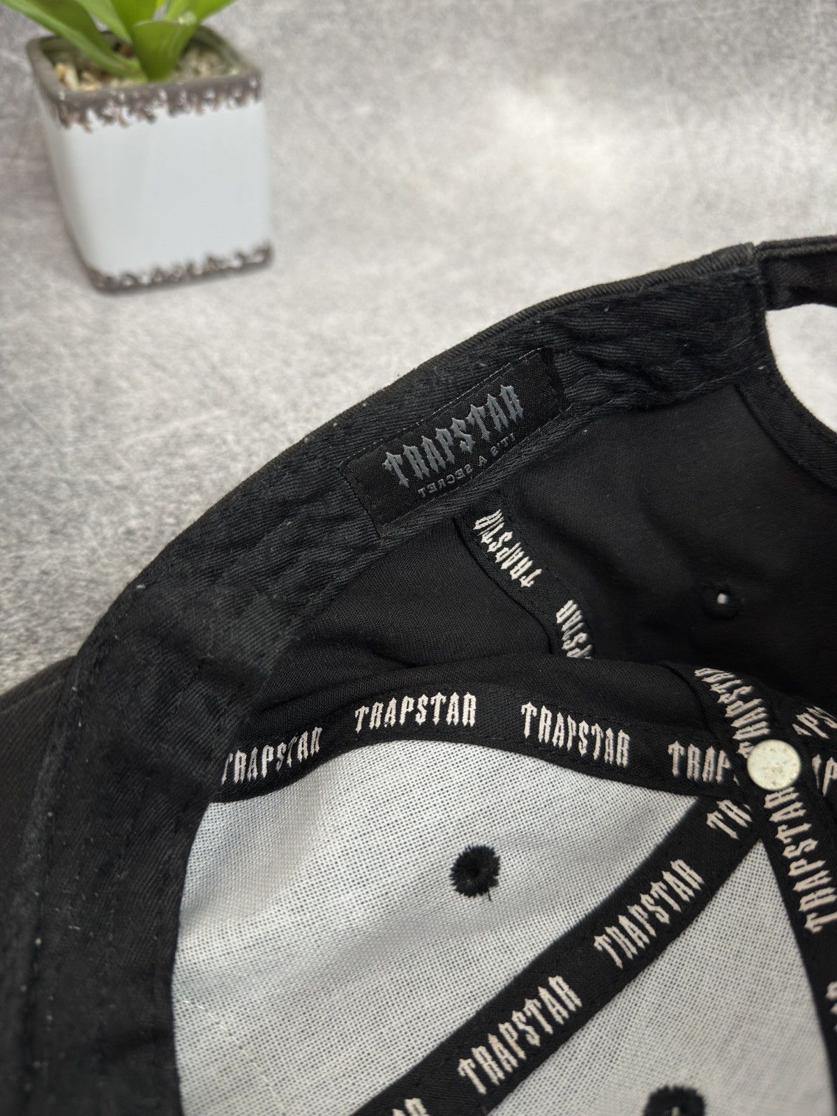 Trapstar London Trapstar London Cap Trapstar Logo Black Hat Size ONE SIZE - 11 Thumbnail