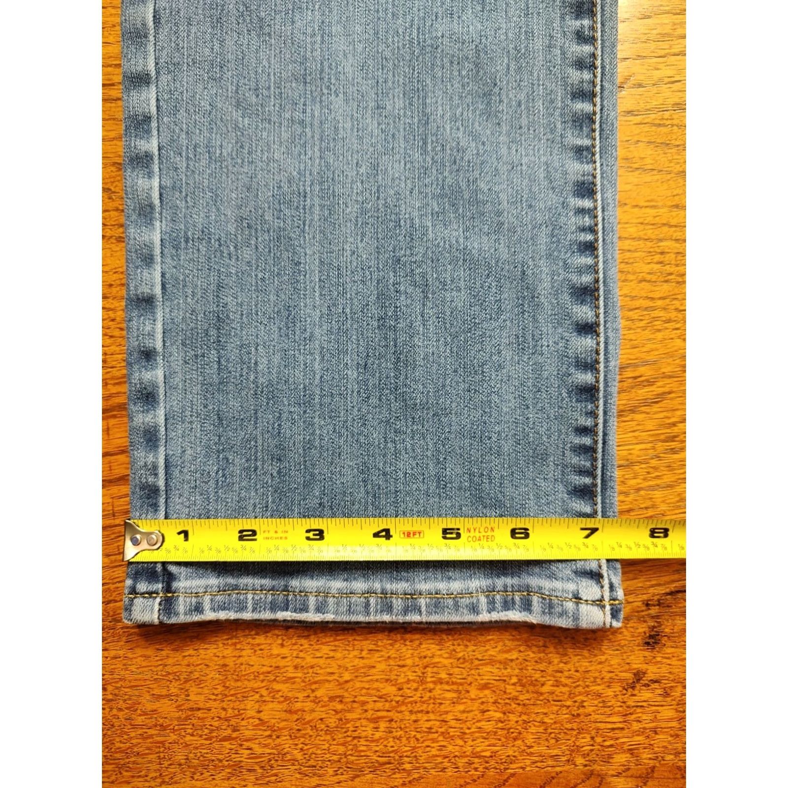 American Eagle Outfitters American Eagle Jeans Mens Slim Straight 32x32 Blue Denim 5-Pocket Logo Zipper Next Level Flex Slimming Stretch Regular Rise 10in Natural Light Wash Size US 32 / EU 48 - 6 Thumbnail