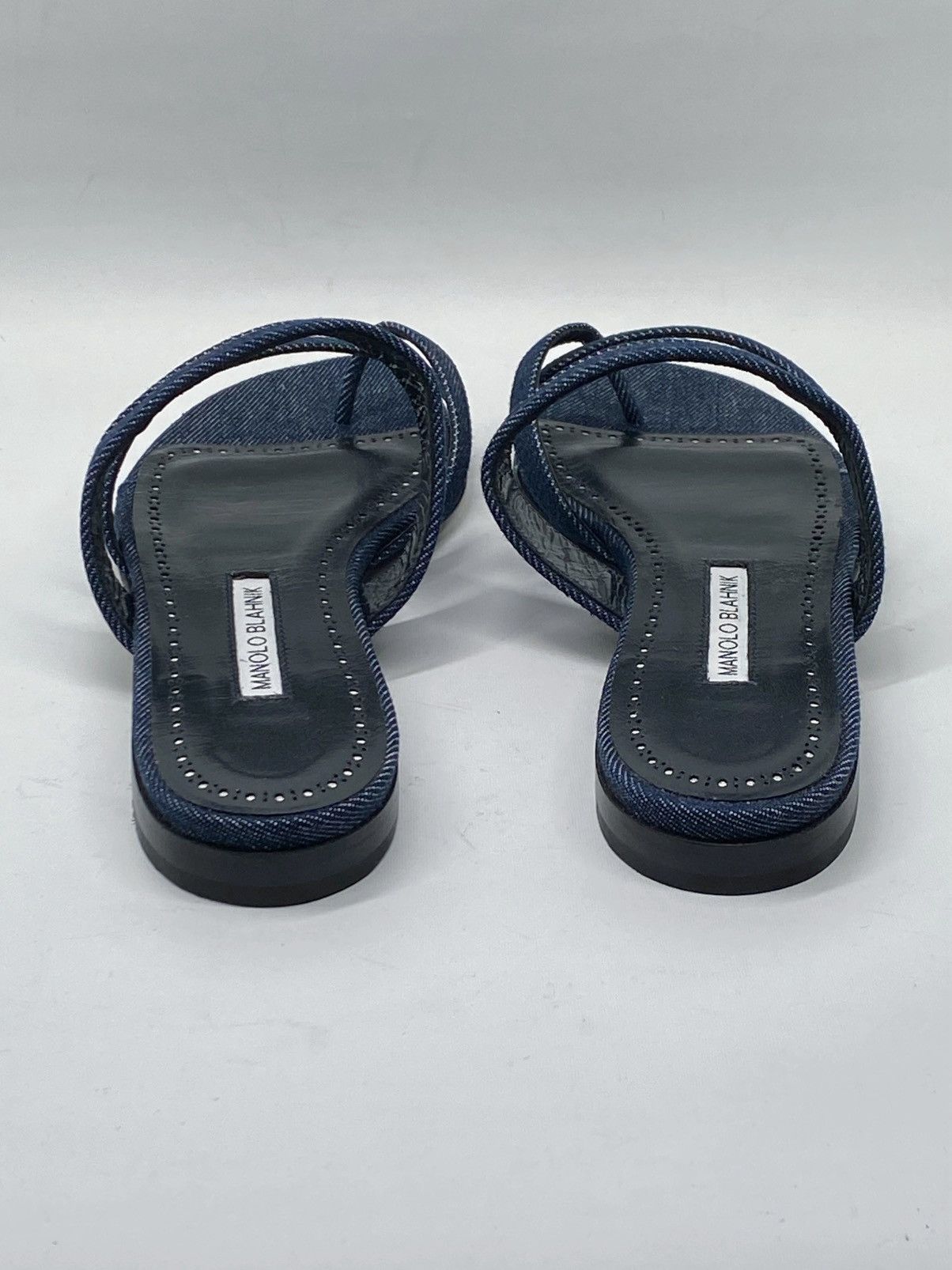 Manolo Blahnik Manolo Blahnik Susaperf Cotton Flat Sandals size 37 Size US 7 / IT 37 - 8 Thumbnail