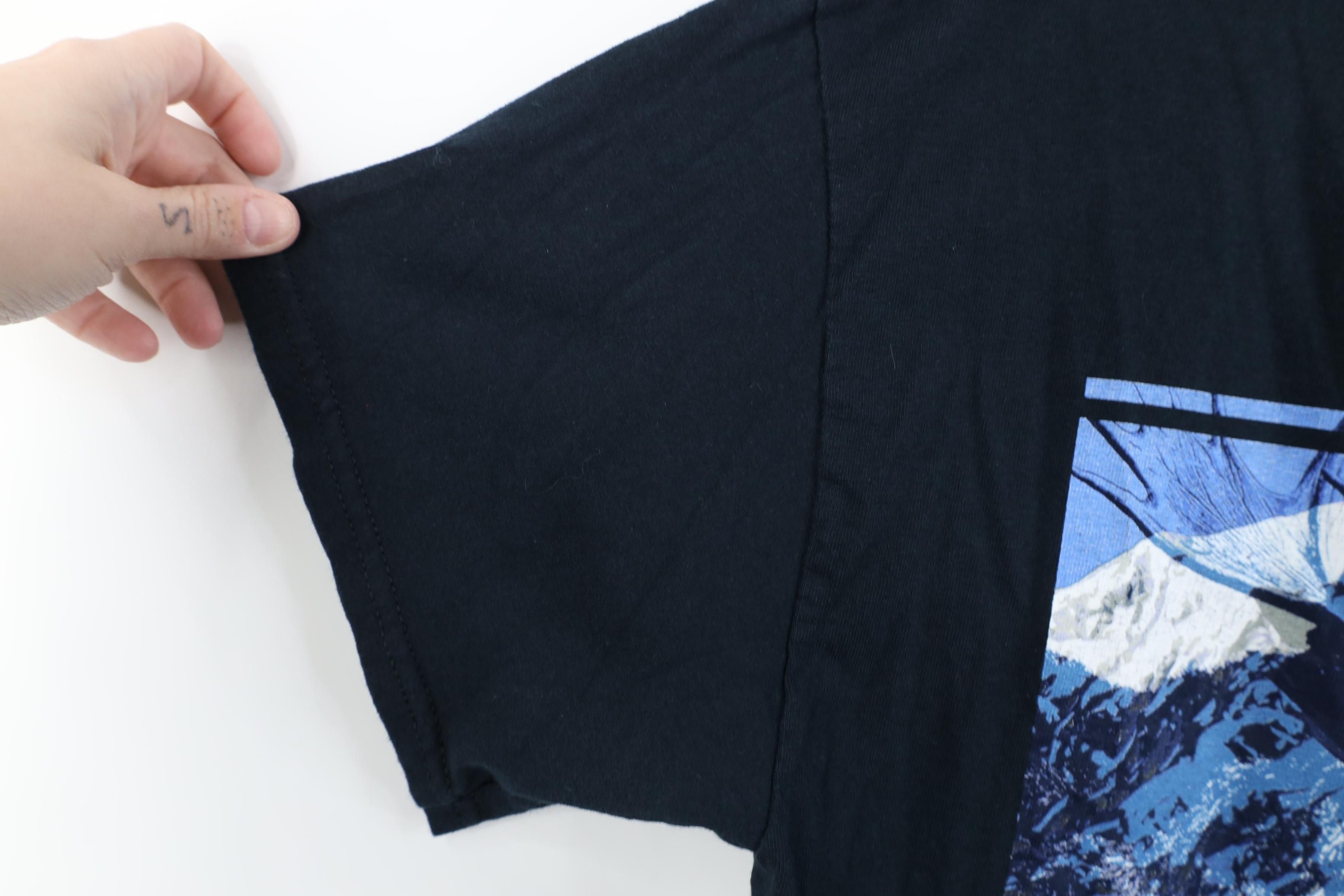 Vintage Vintage 90s Y2K Streetwear The Last Frontier Nature T-Shirt Size US L / EU 52-54 / 3 - 7 Thumbnail