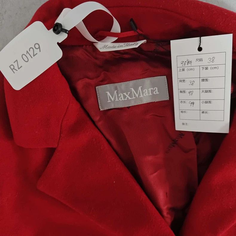 Max Mara Max Mara Coat Size M / US 6-8 / IT 42-44 - 2 Thumbnail