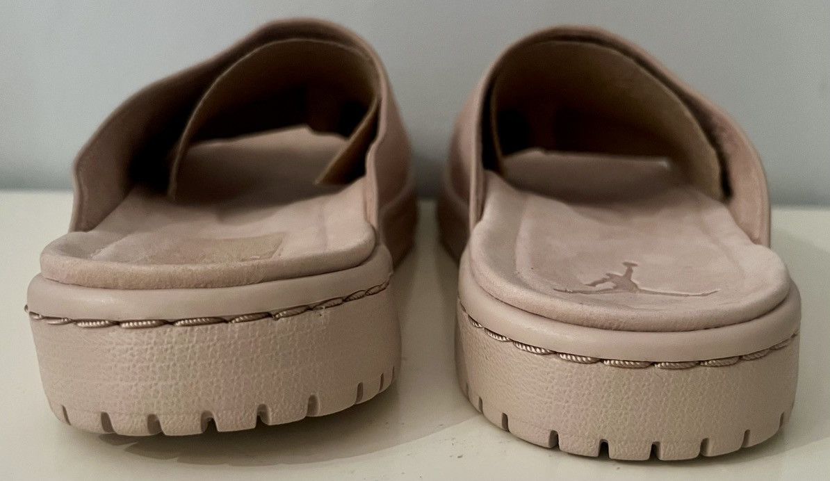 Jordan Brand × Nike Authentic WMNS Jordan Modero 1 slides sandals particle beige Size US 7 / IT 37 - 5 Thumbnail