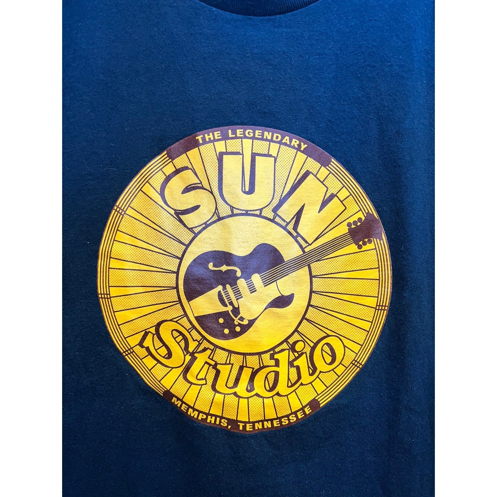 Fruit Of The Loom Vintage Sun Studio Shirt Memphis Elvis Presley Tee 90s L Size US L / EU 52-54 / 3 - 2 Thumbnail