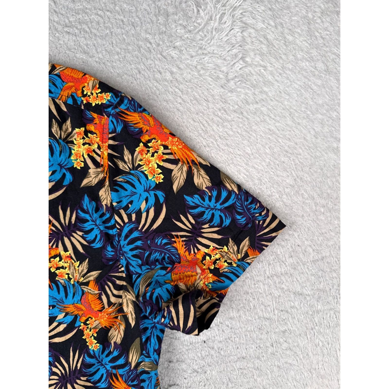 Vintage Original Use Shirt Men Small Black Blue Parrot Floral Hawaiian Cotton Button Up Size US S / EU 44-46 / 1 - 2 Thumbnail