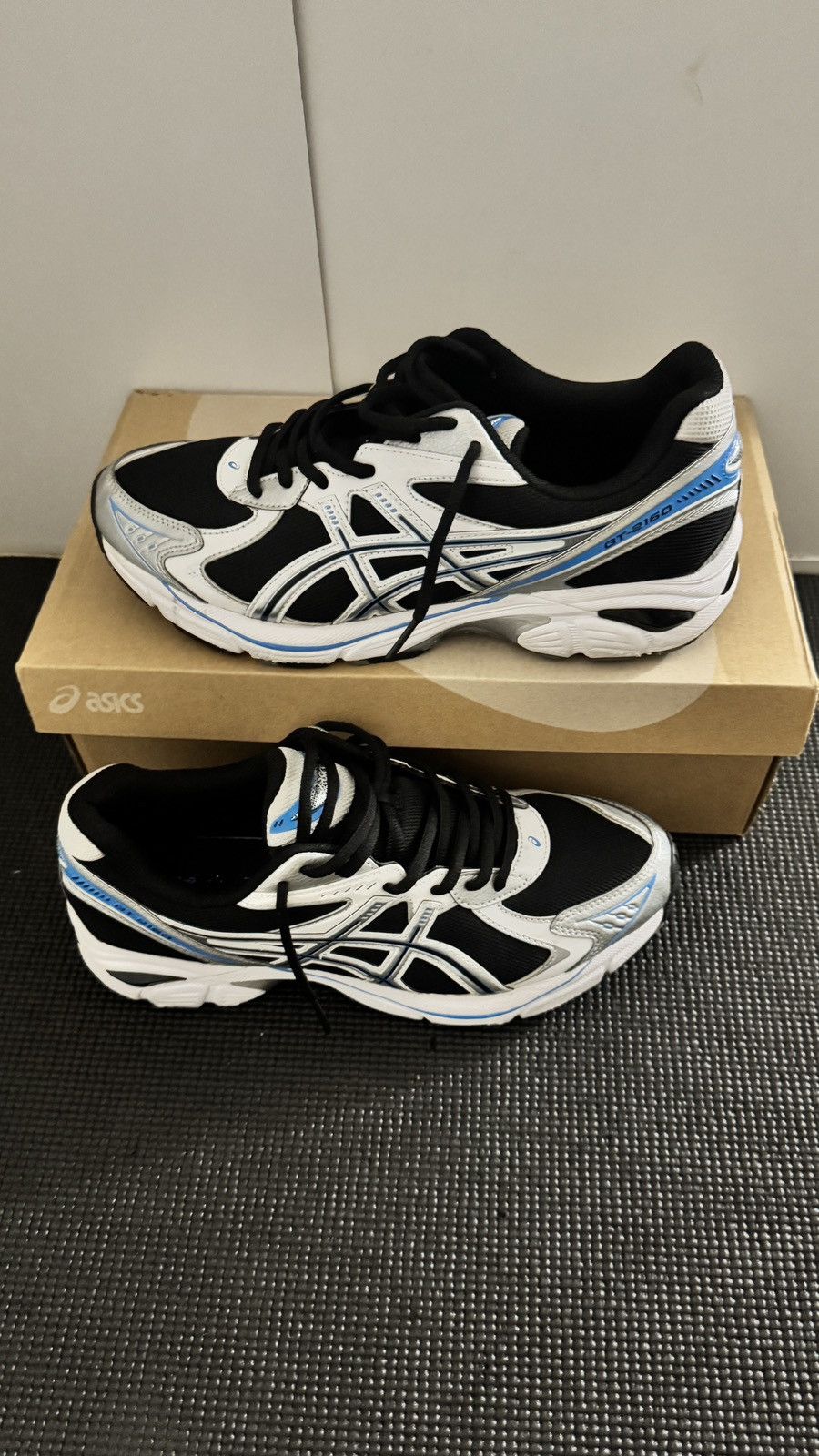 Asics ASICS GT-2169 Black Pure Silver Bright Blue Size US 11 / EU 44 - 2 Thumbnail