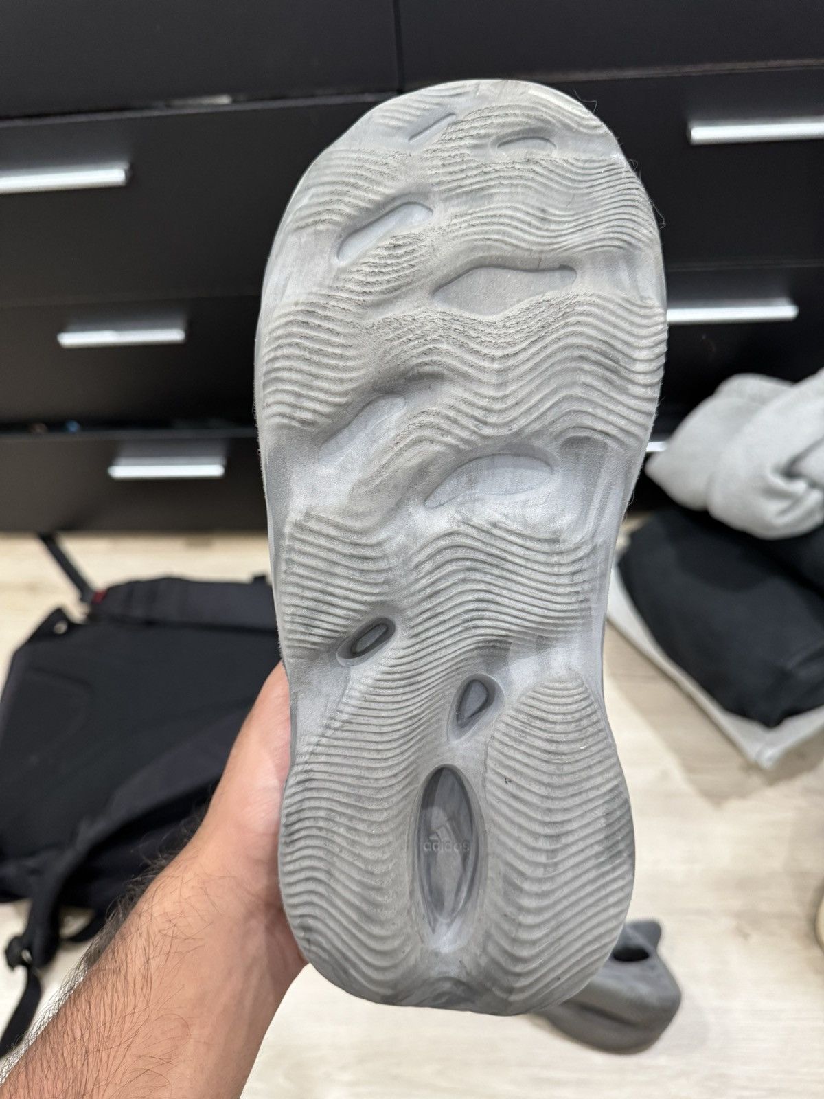 Yeezy Yeezy Foam RNR MX Granite Size US 11 / EU 44 - 3 Thumbnail